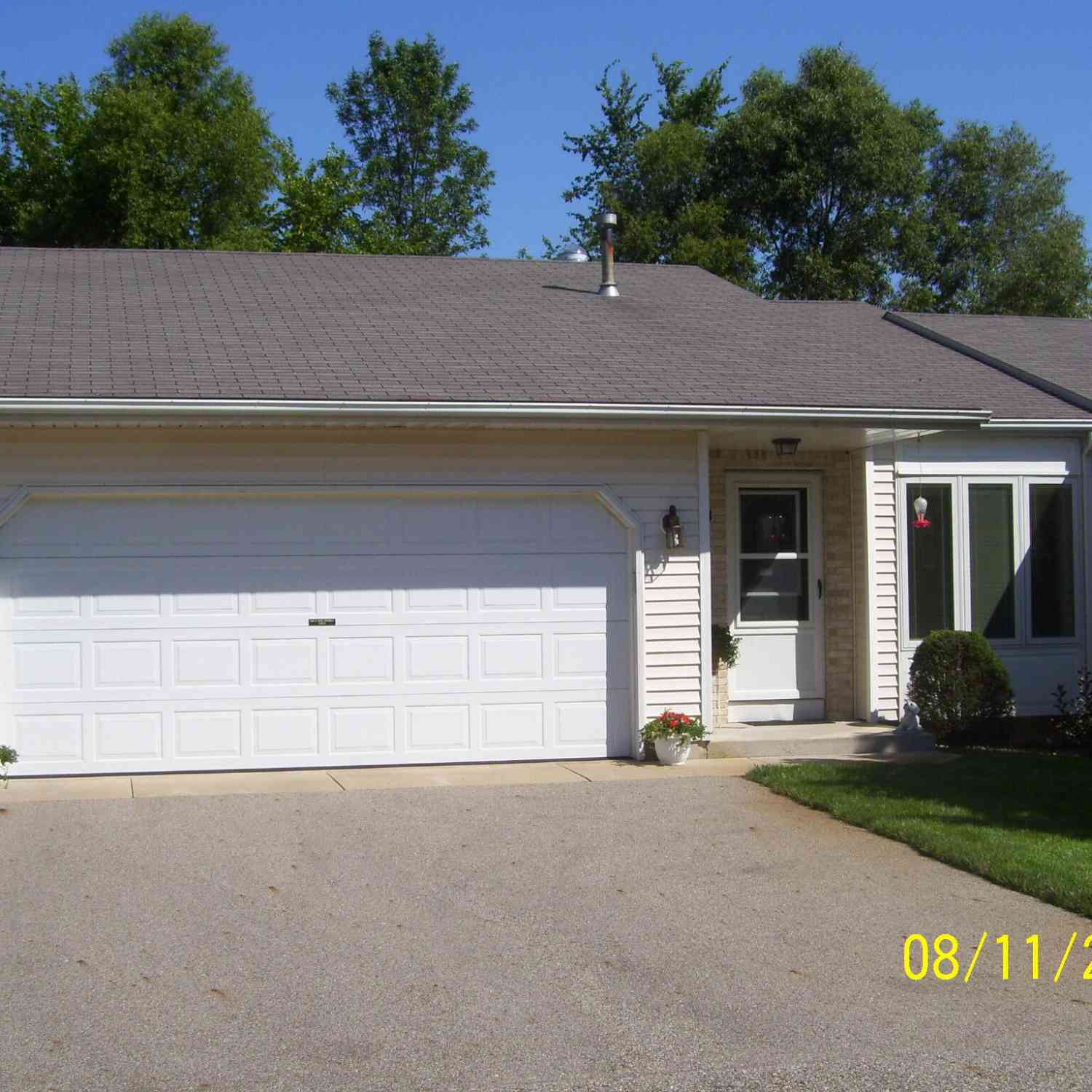 Condo For Sale - 2823 SE Bridgeside Drive #35<br/> Caledonia, MI 49316