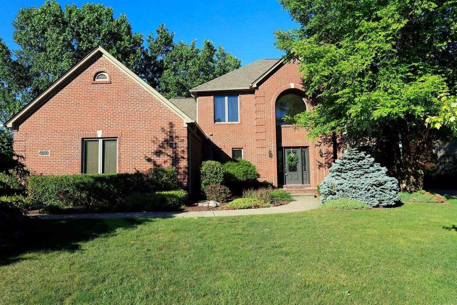 Homes For Sale - 4703 Sawgrass Drive<br/> Ann Arbor, MI 48108