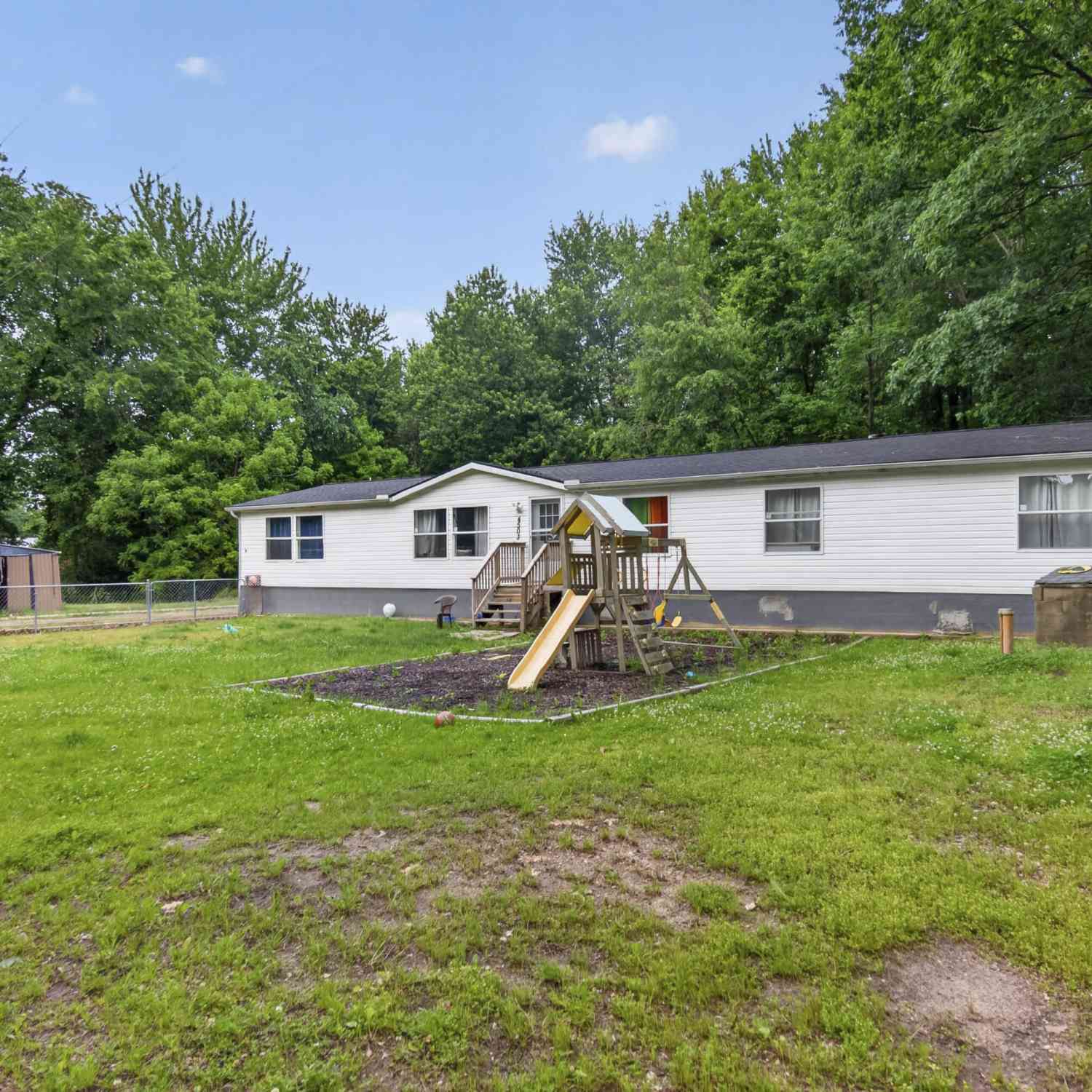 Mobile Home For Sale - 4503 106th Avenue<br/> Allegan County, Allegan, MI 49010