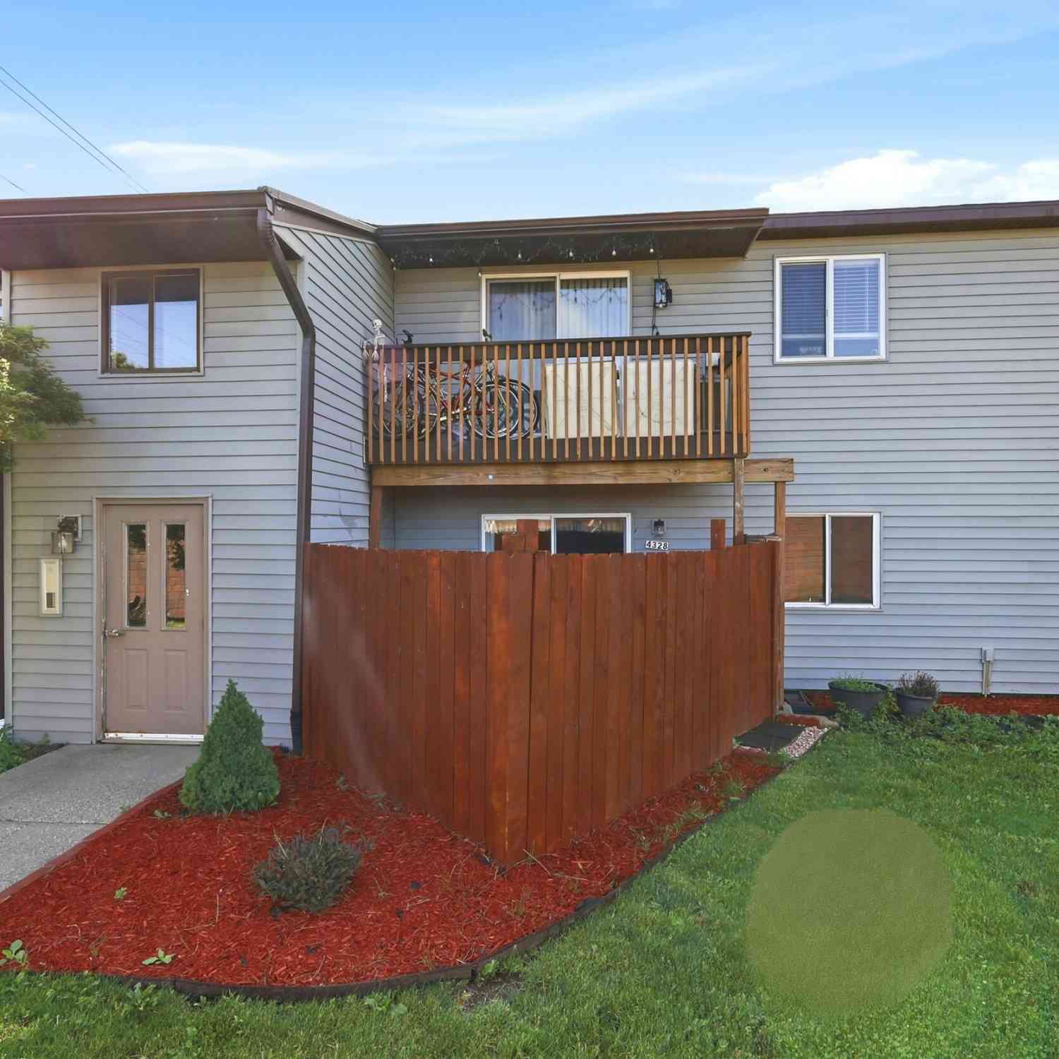 Condo For Sale - 4328 Norman Drive #3<br/> Grand Rapids, MI 49508