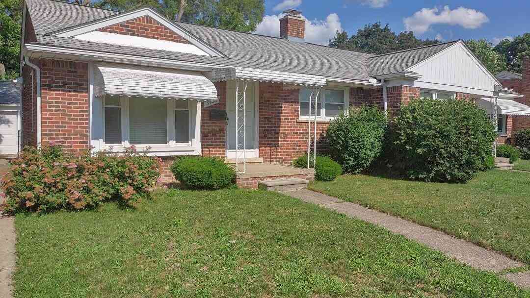 Multifamily For Rent - 9928 Roseland Street<br/> Livonia, MI 48150