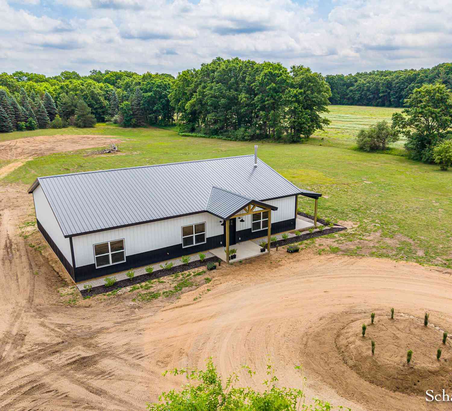 Homes For Sale - 5227 S Johnson Road<br/> Montcalm County, Greenville, MI 48838