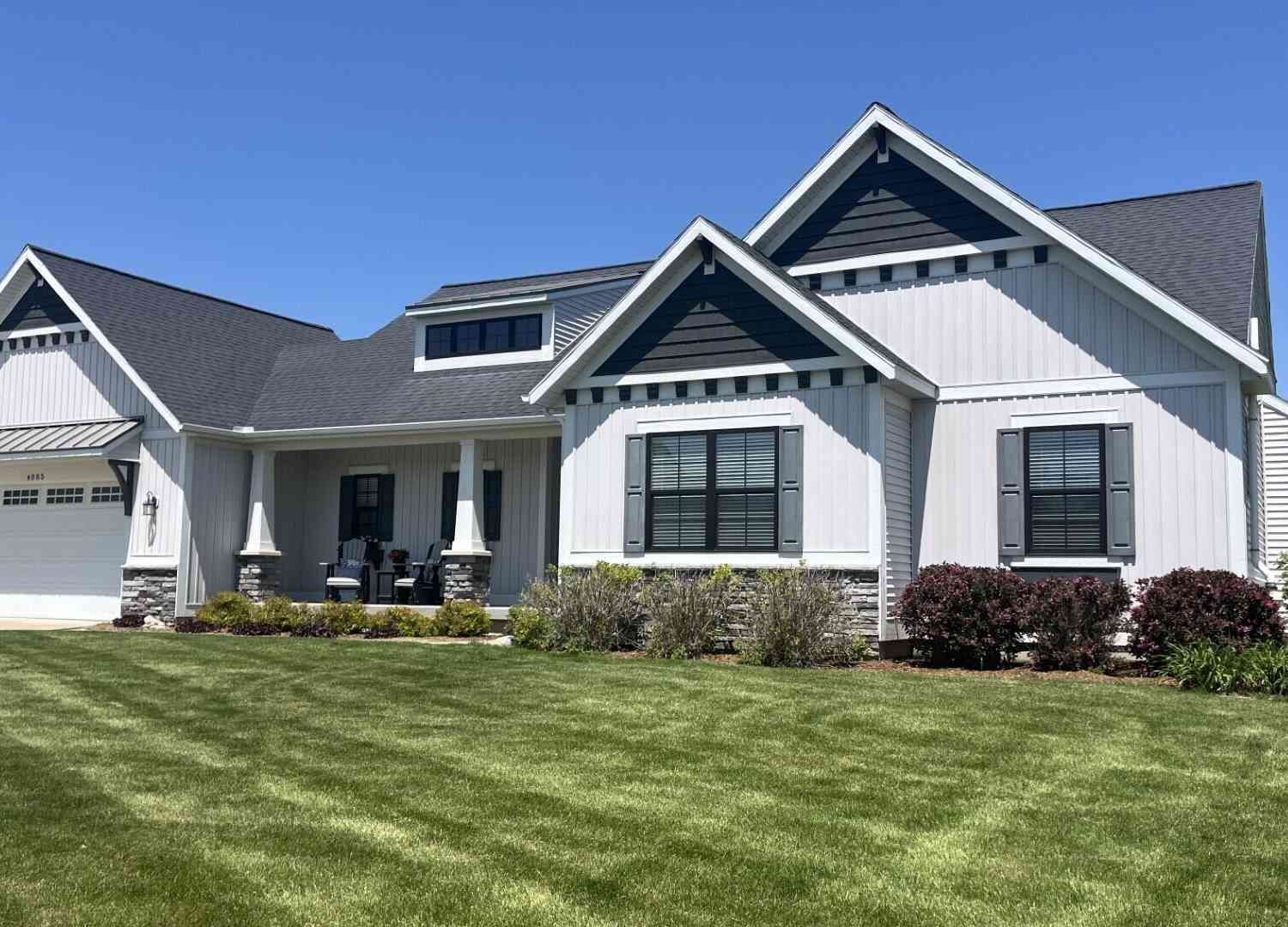 Homes For Sale - 4085 Boulder View Drive<br/> Belmont, MI 49306