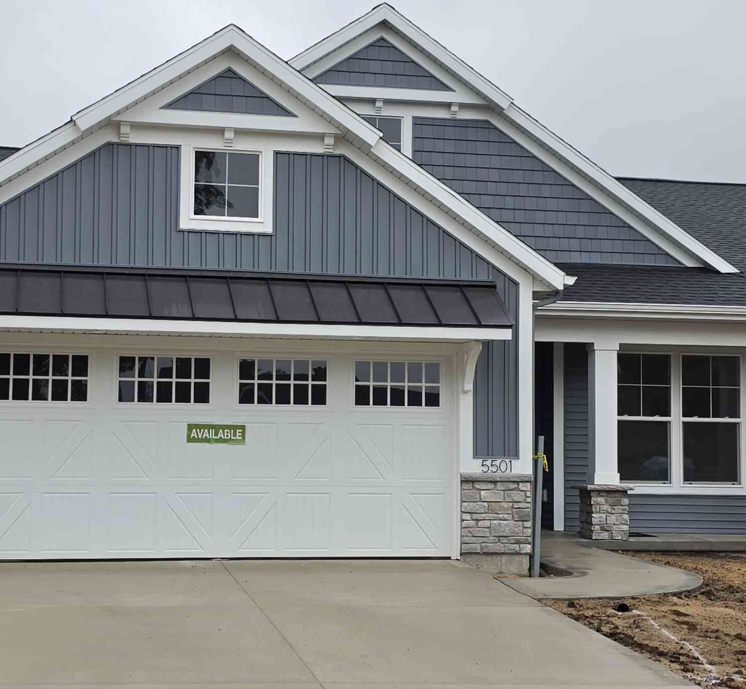 Condo For Sale - 5501 Canal Avenue #60<br/> Grandville, MI 49418