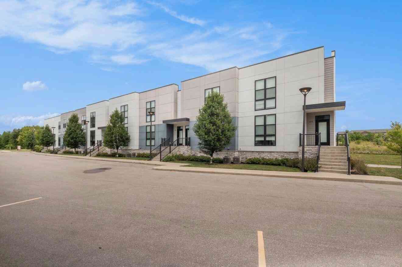 Condo For Rent - 6028 Port View Drive<br/> Kent County, Grand Rapids, MI 49512