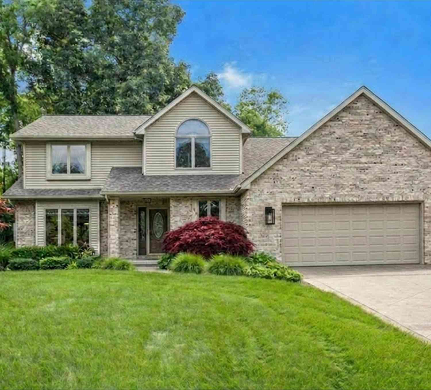 Homes For Sale - 107 Westchester Way<br/> Battle Creek, MI 49015