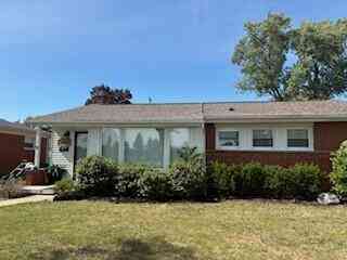 Homes For Rent - 35438 Orangelawn<br/> Livonia, MI 48150