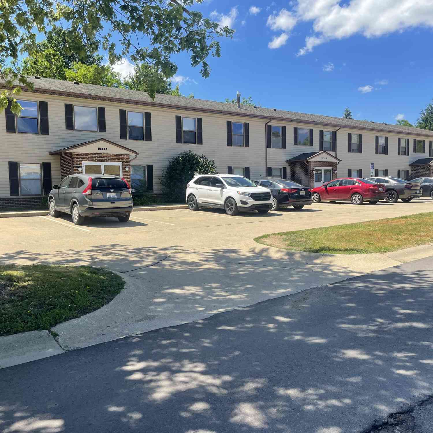 Apartment For Rent - 284 School Street #6<br/> Brooklyn, MI 49230
