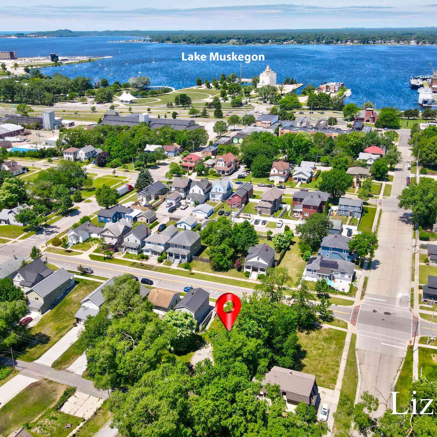 Vacant Land For Sale - 471 W Muskegon Avenue<br/> Muskegon, MI 49440