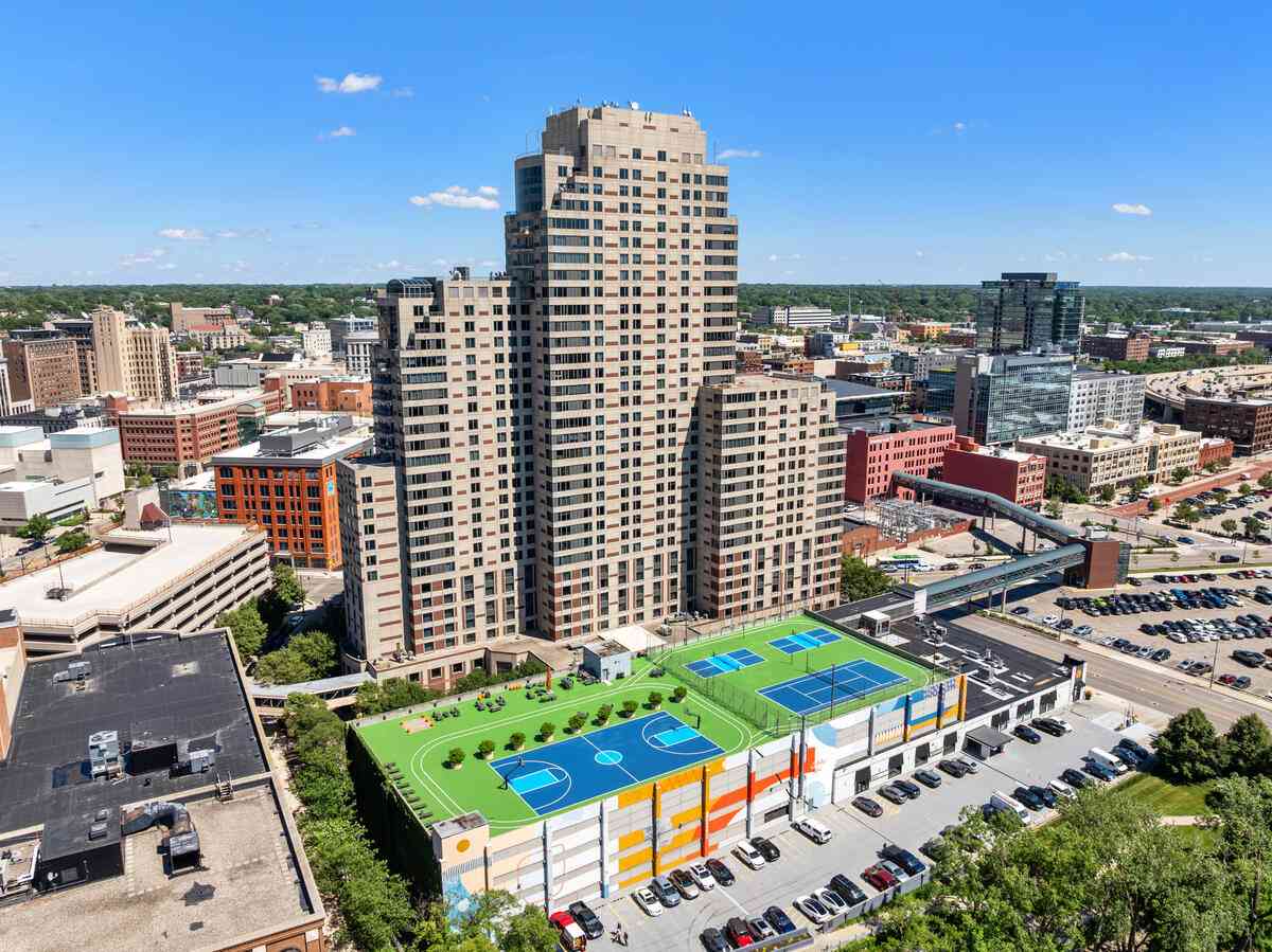 Condo For Sale - 57 Campau Circle #2305<br/> Grand Rapids, MI 49503