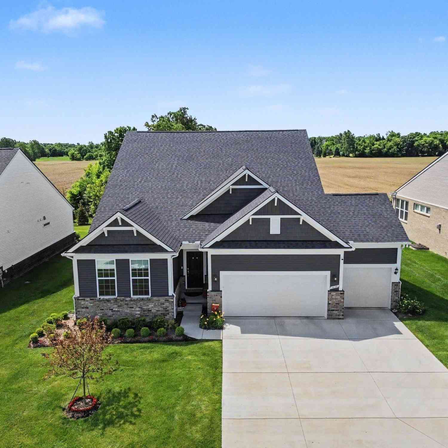 Homes For Sale - 3688 Colt Drive<br/> Ypsilanti, MI 48197