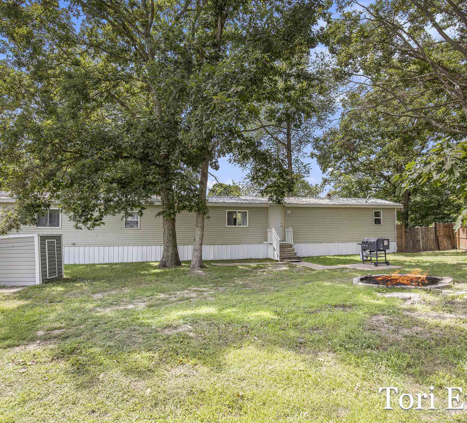 Mobile Home For Sale - 3211 Wood Duck Drive<br/> Sheridan, MI 48884