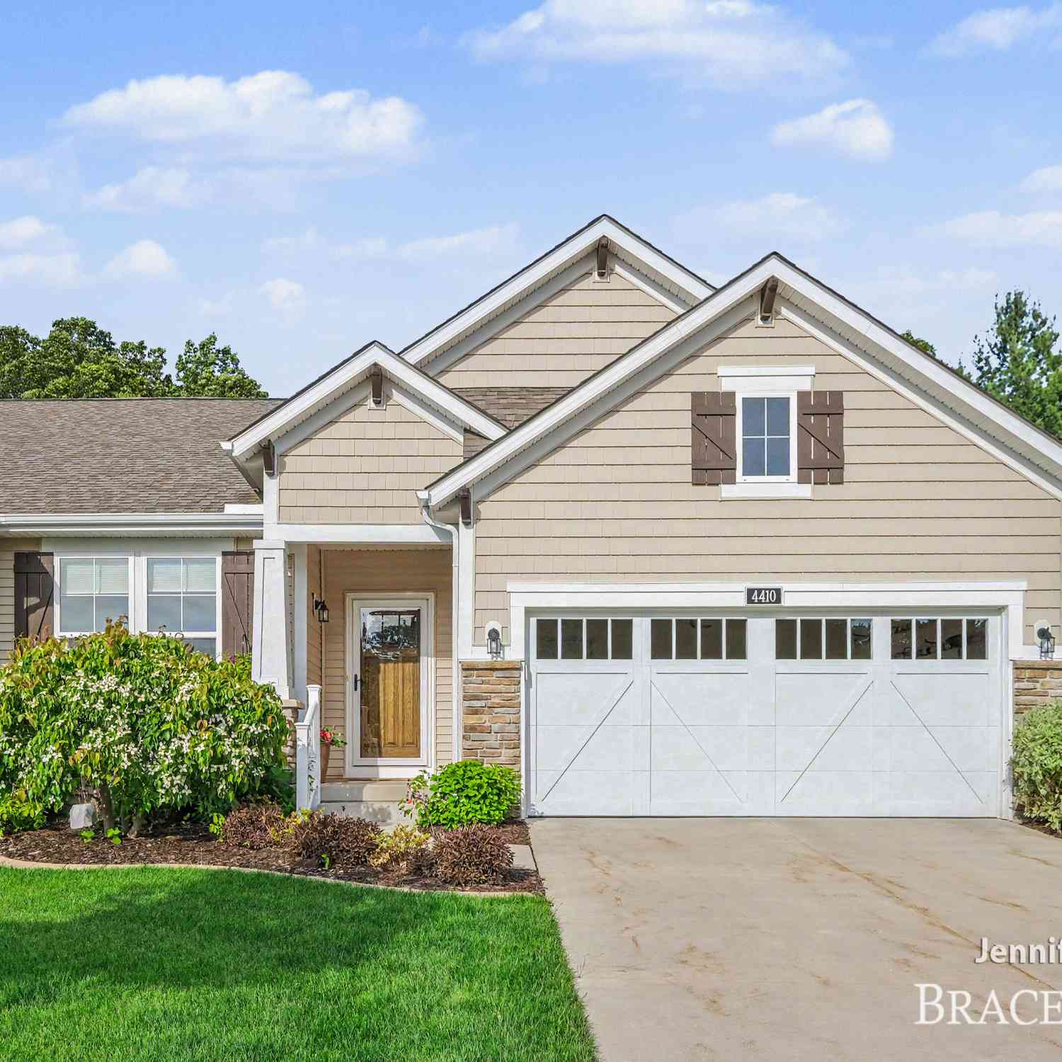 Condo For Sale - 4410 Keena Court<br/> Grand Rapids, MI 49525