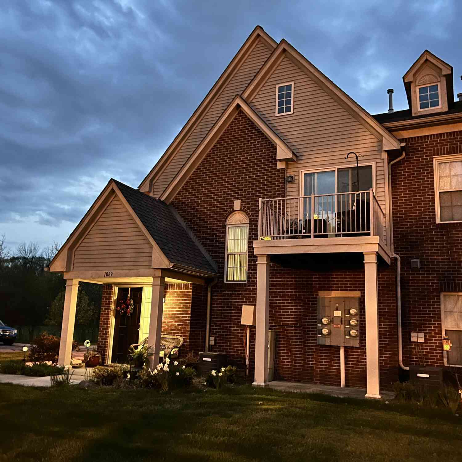 Condo For Sale - 1089 Addington Lane<br/> Ann Arbor, MI 48108