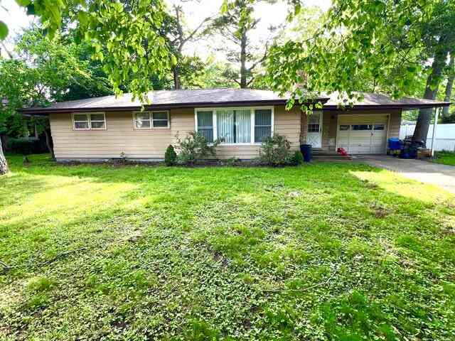 Homes For Sale - 3488 W Manitou Circle<br/> Muskegon, MI 49441