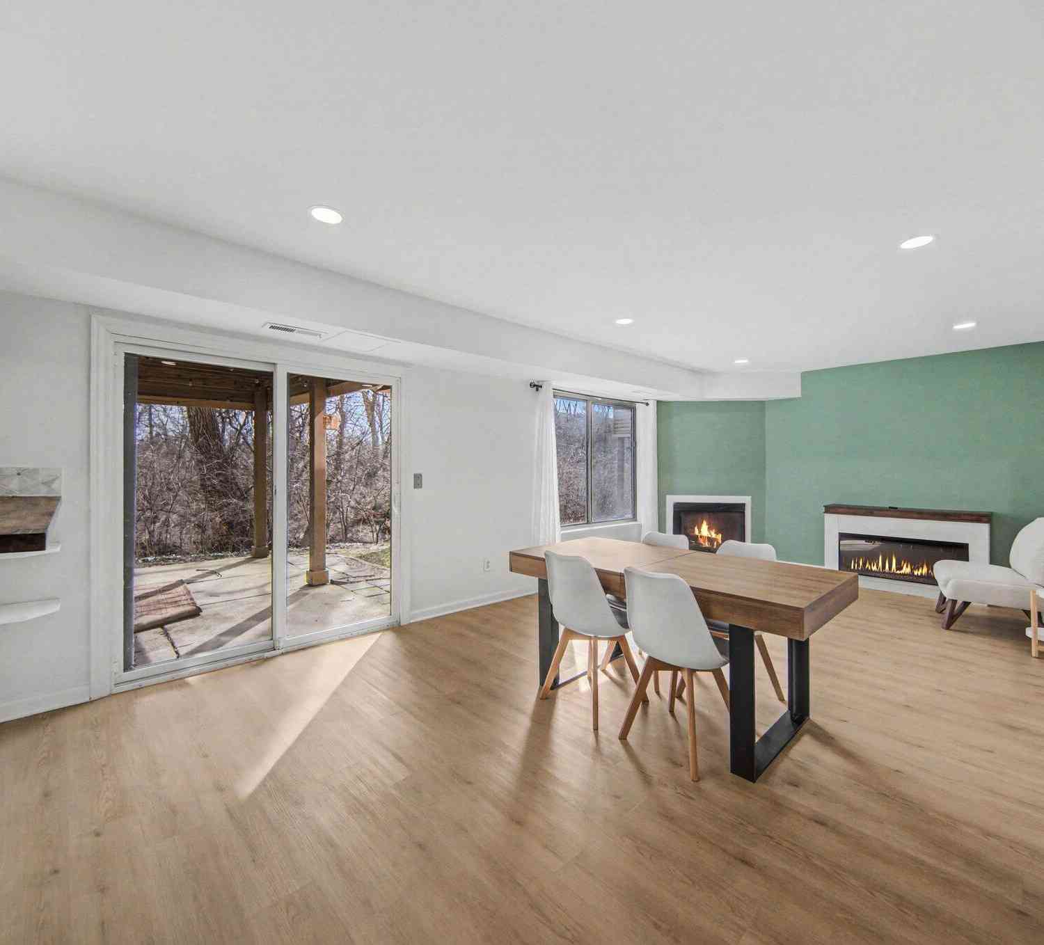 Condo For Sale - 300 Briarcrest Drive #140<br/> Ann Arbor, MI 48104