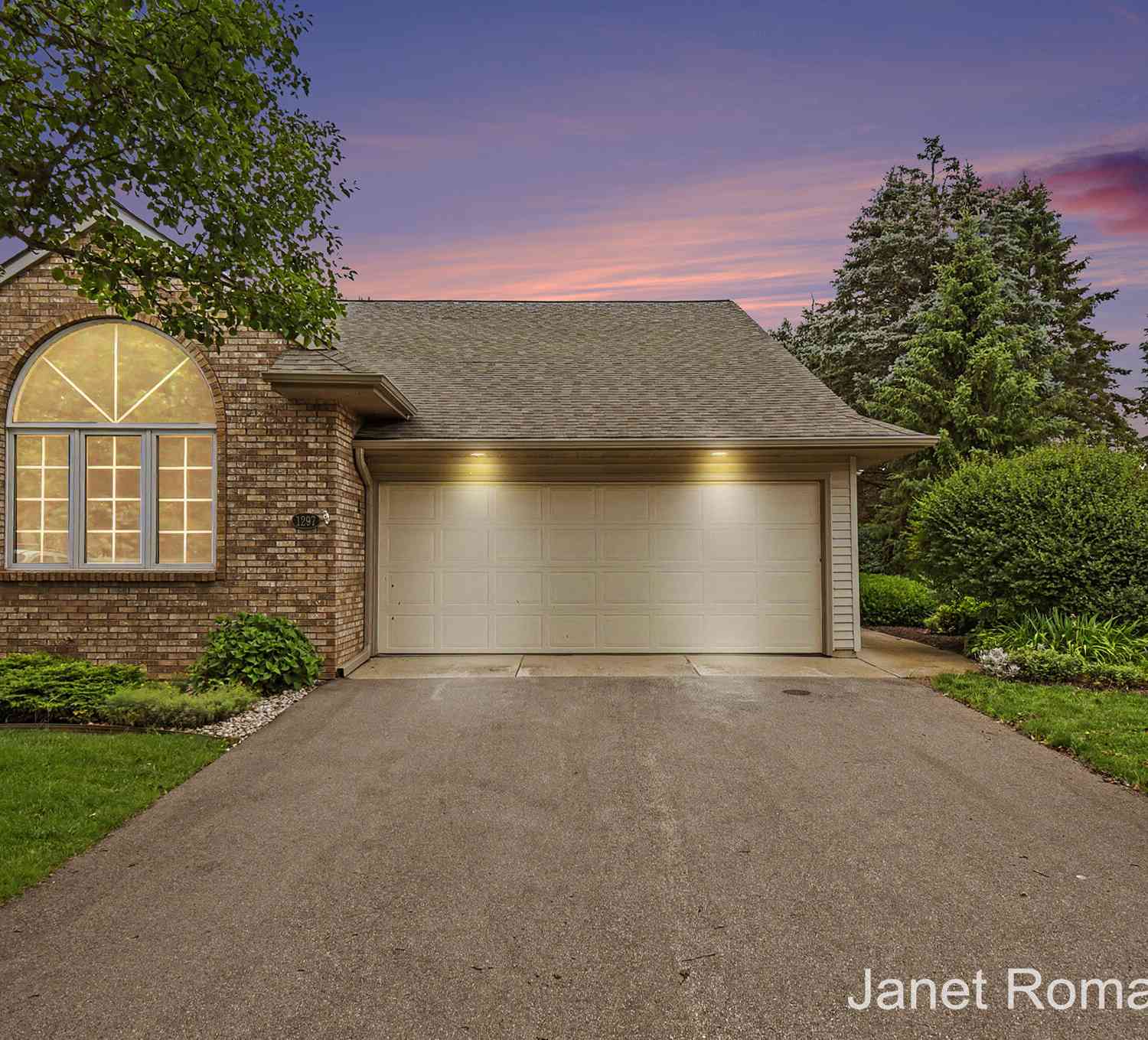 Condo For Sale - 1297 Gleneagle Place<br/> Hudsonville, MI 49426