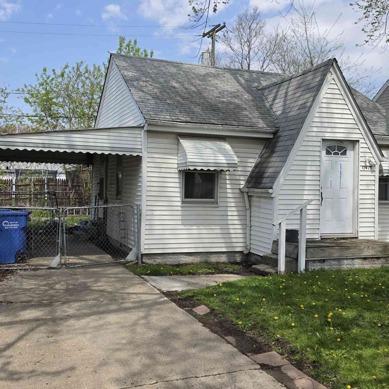 Homes For Sale - 12475 Sarsfield Avenue<br/> Warren, MI 48089