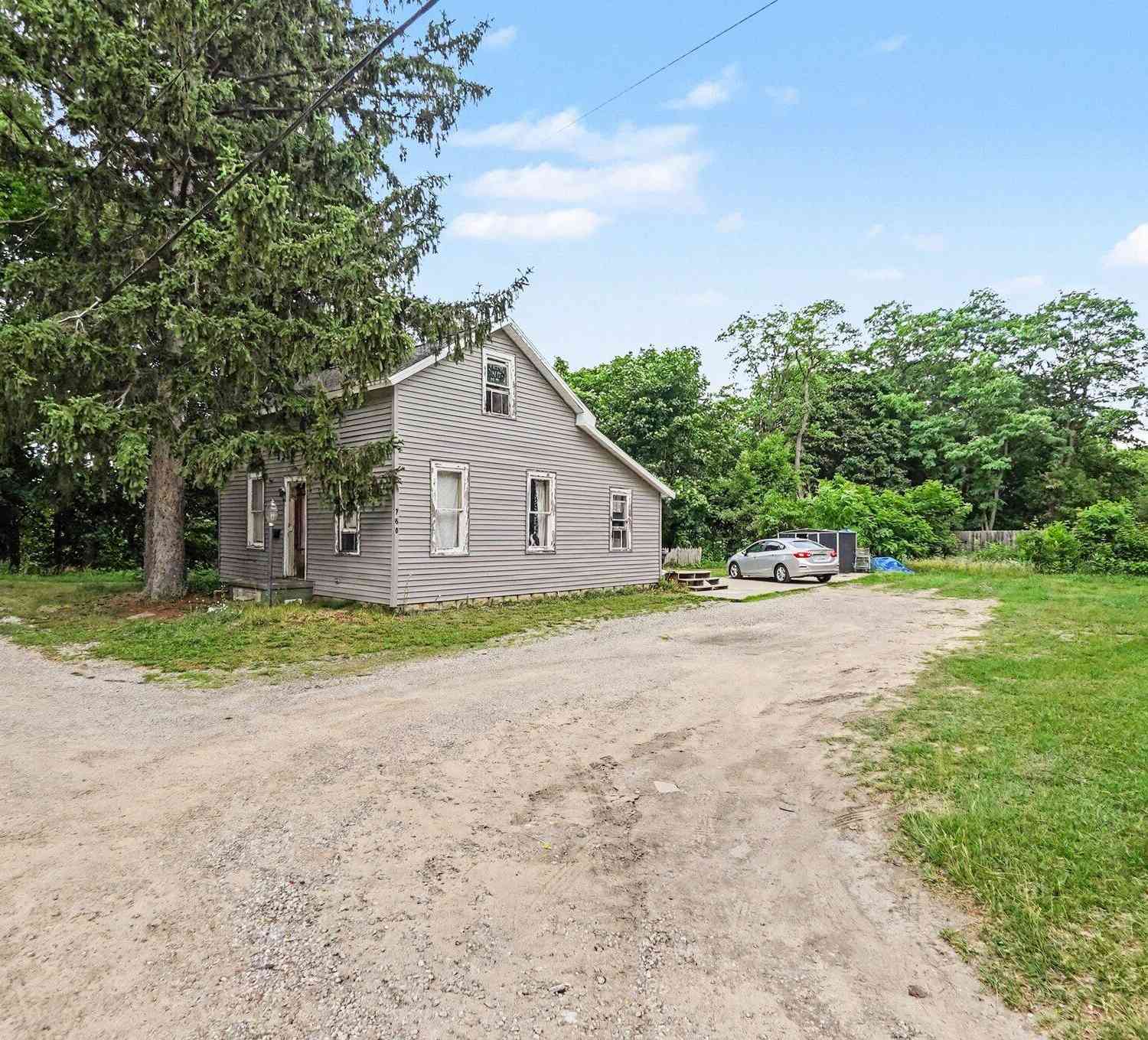 Homes For Sale - 760 Scott Street<br/> Muskegon, MI 49442