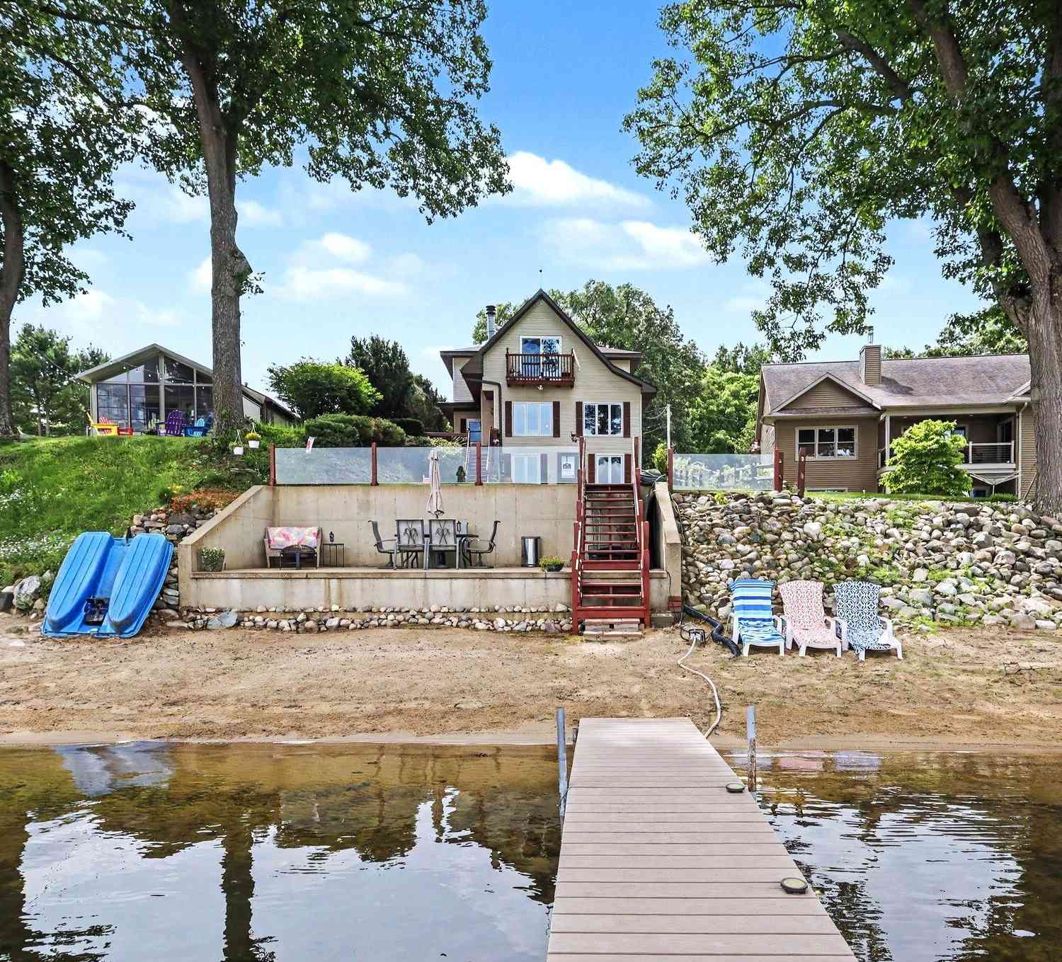 Homes For Sale - 63726 Zabel Shores Road<br/> Saint Joseph County, Sturgis, MI 49091