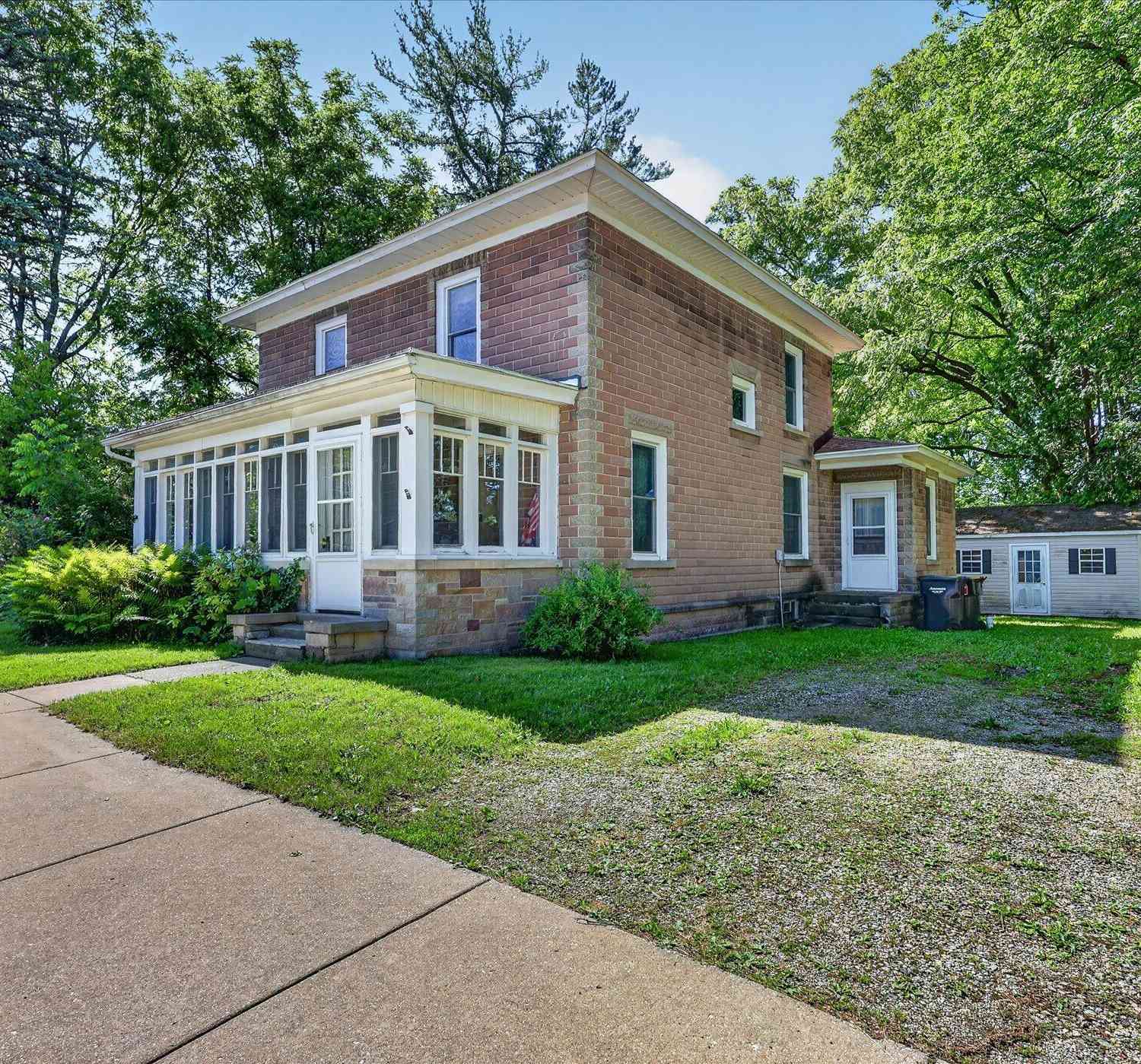 Homes For Sale - 100 E Muskegon Street<br/> Kent County, Cedar Springs, MI 49319