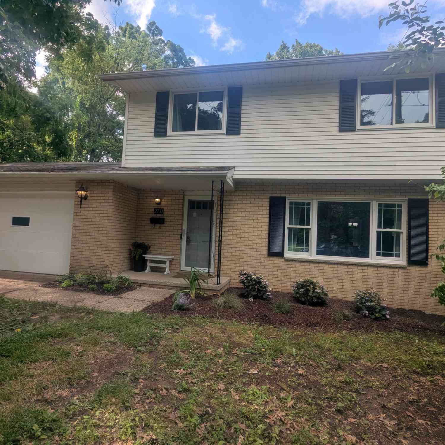 Homes For Sale - 2731 Valley Drive<br/> Ann Arbor, MI 48103