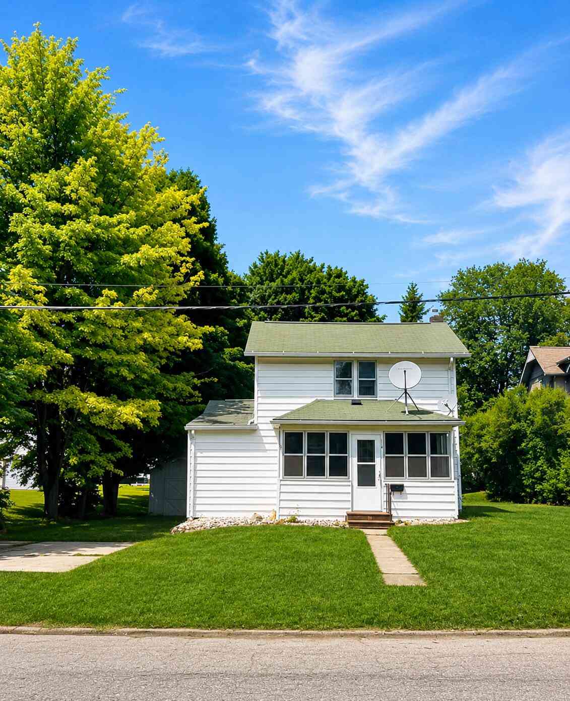 Homes For Sale - 114 W Sprague Street<br/> Homer, MI 49245