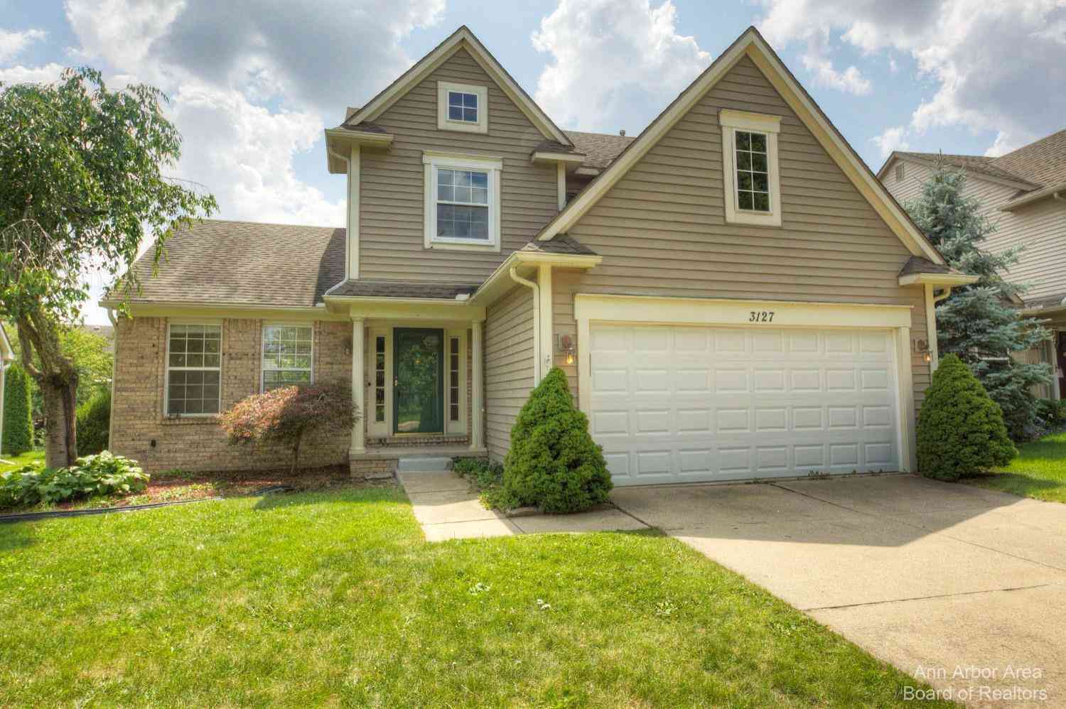 Homes For Rent - 3127 Dunwoodie Road #38<br/> Ann Arbor, MI 48105