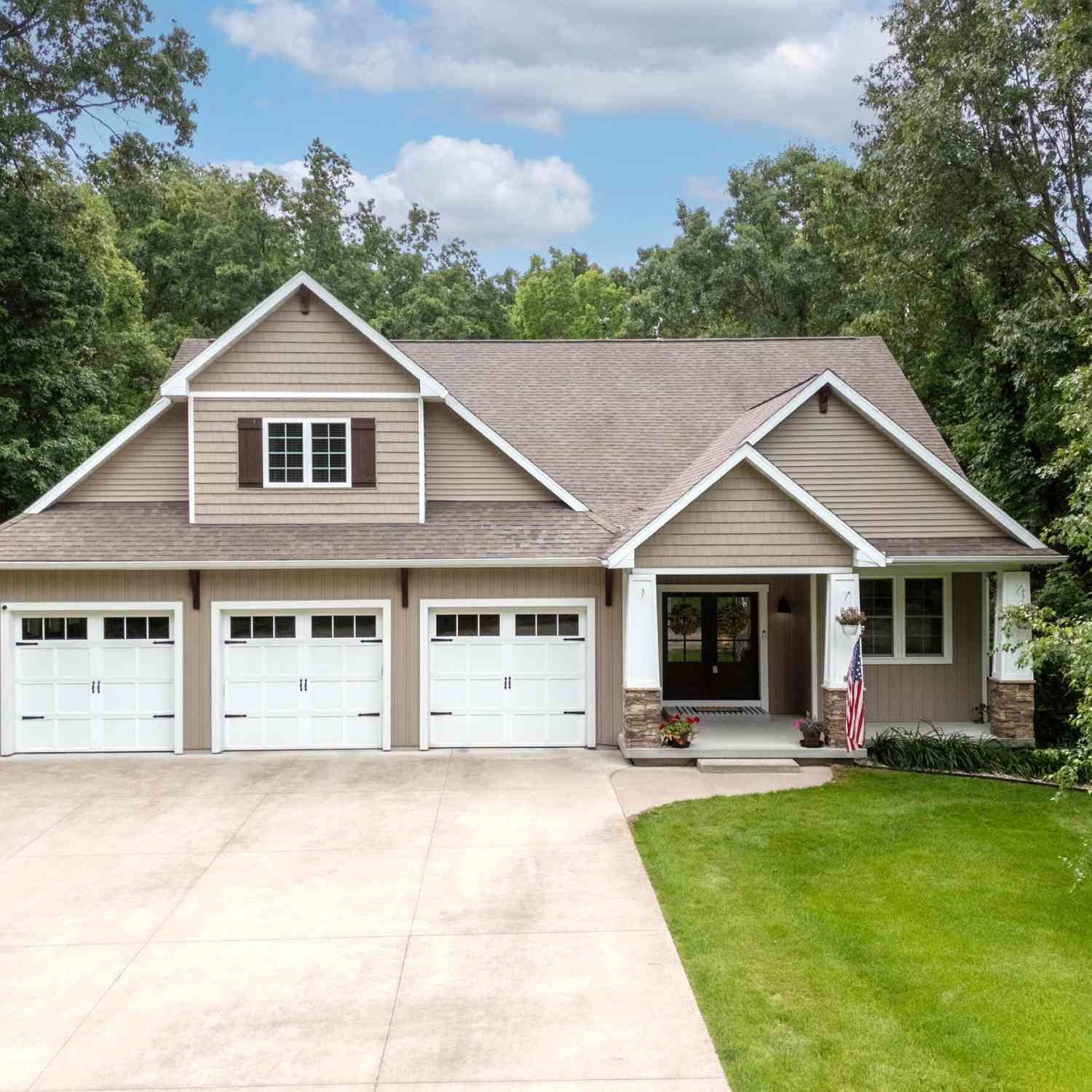 Homes For Sale - 7839 Harvest Hill Lane<br/> Kalamazoo, MI 49009