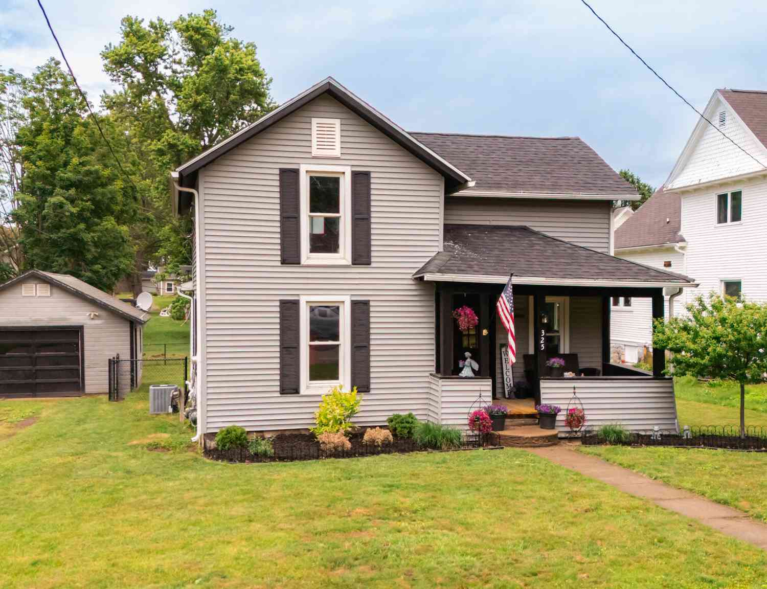 Homes For Sale - 325 Grand Street<br/> Springport, MI 49284