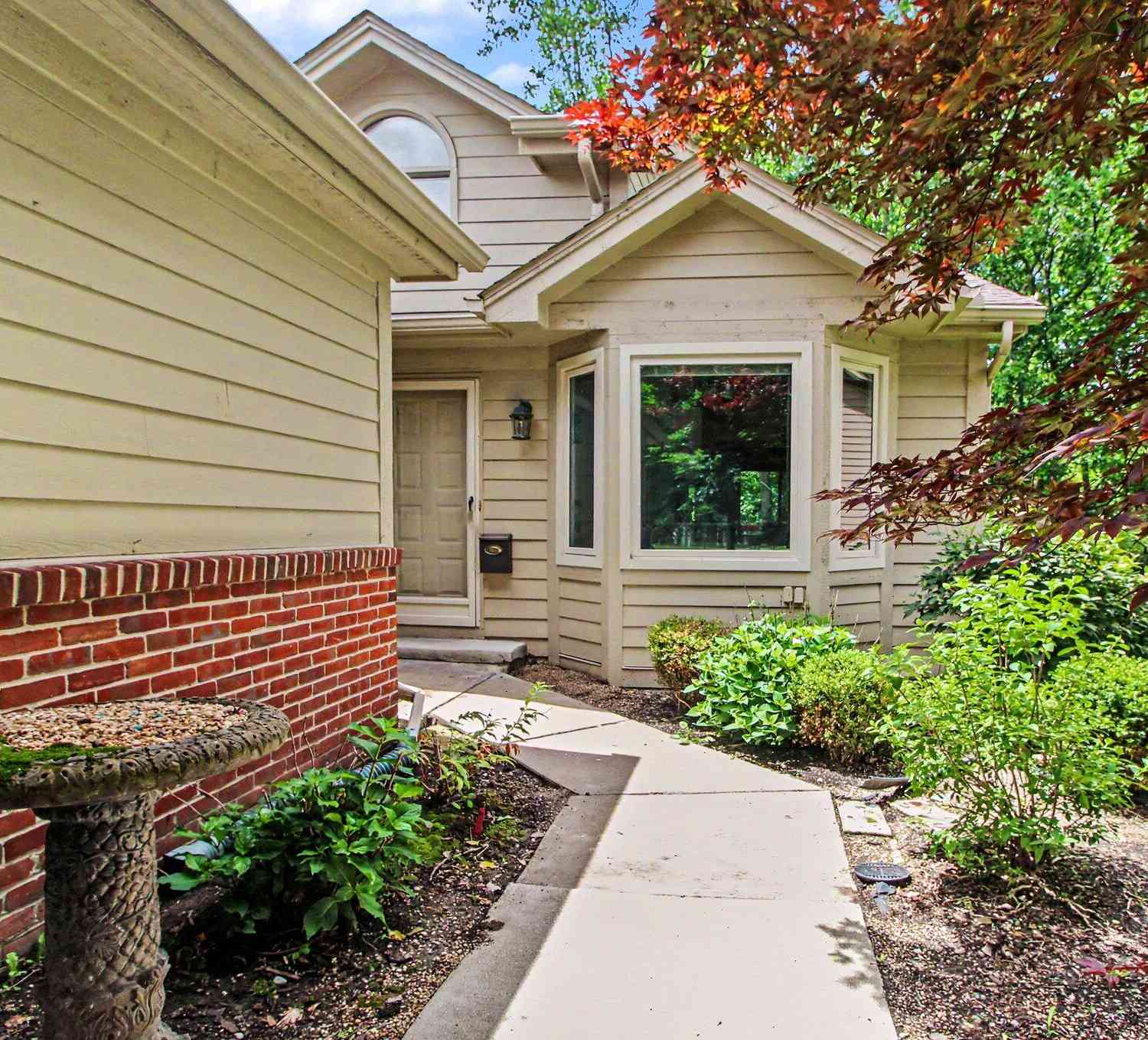 Condo For Sale - 183 Kingsbrook Avenue #17<br/> Washtenaw County, Ann Arbor, MI 48103