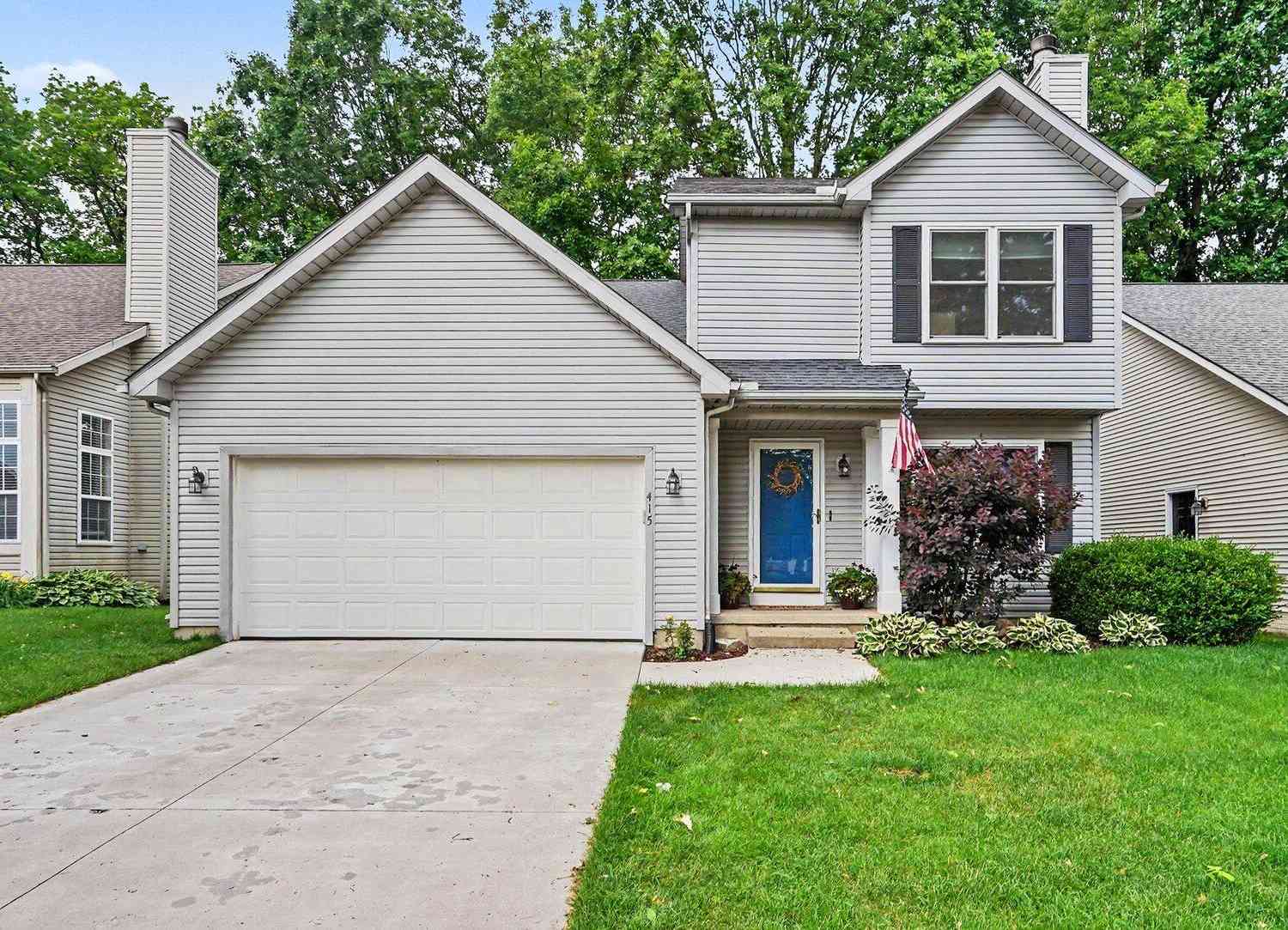 Homes For Sale - 415 Cambridge Drive<br/> Dexter, MI 48130