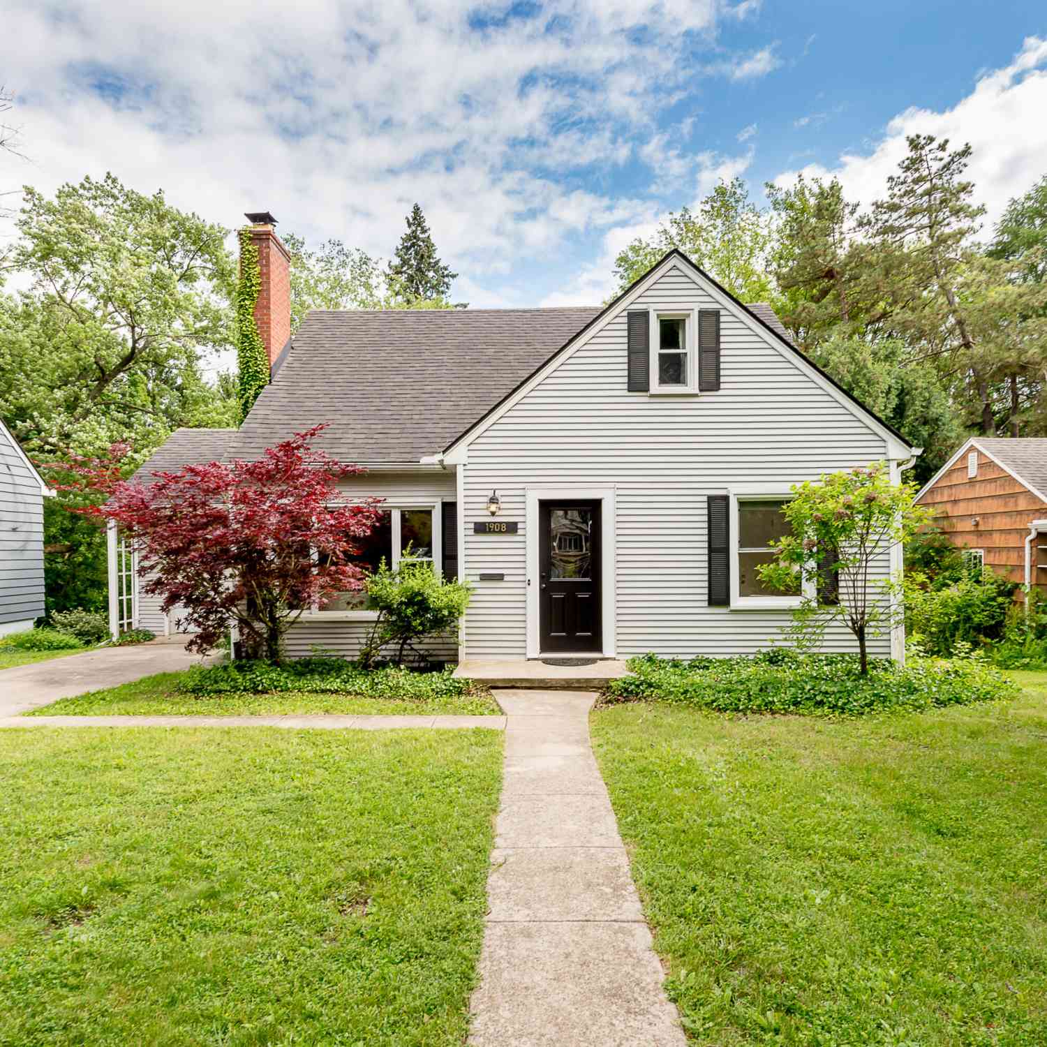 Homes For Sale - 1908 Anderson Avenue<br/> Ann Arbor, MI 48104