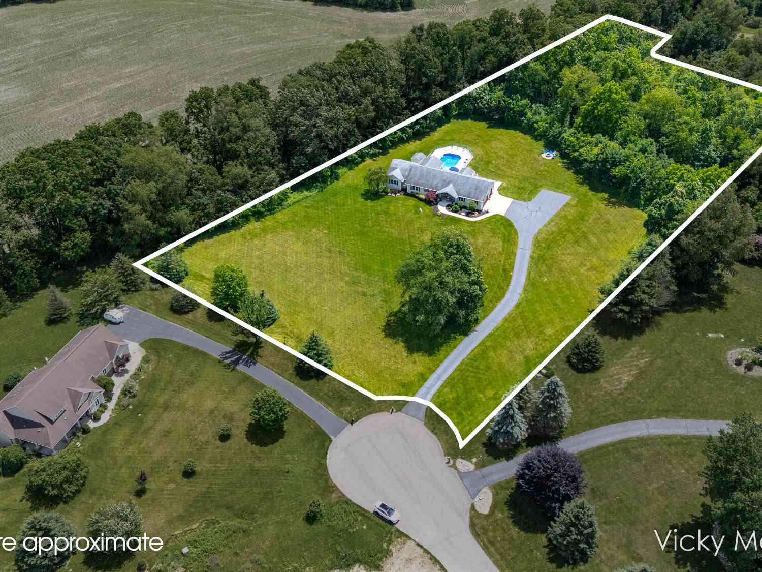Homes For Sale - 817 Pheasant Ridge Drive<br/> Hastings, MI 49058