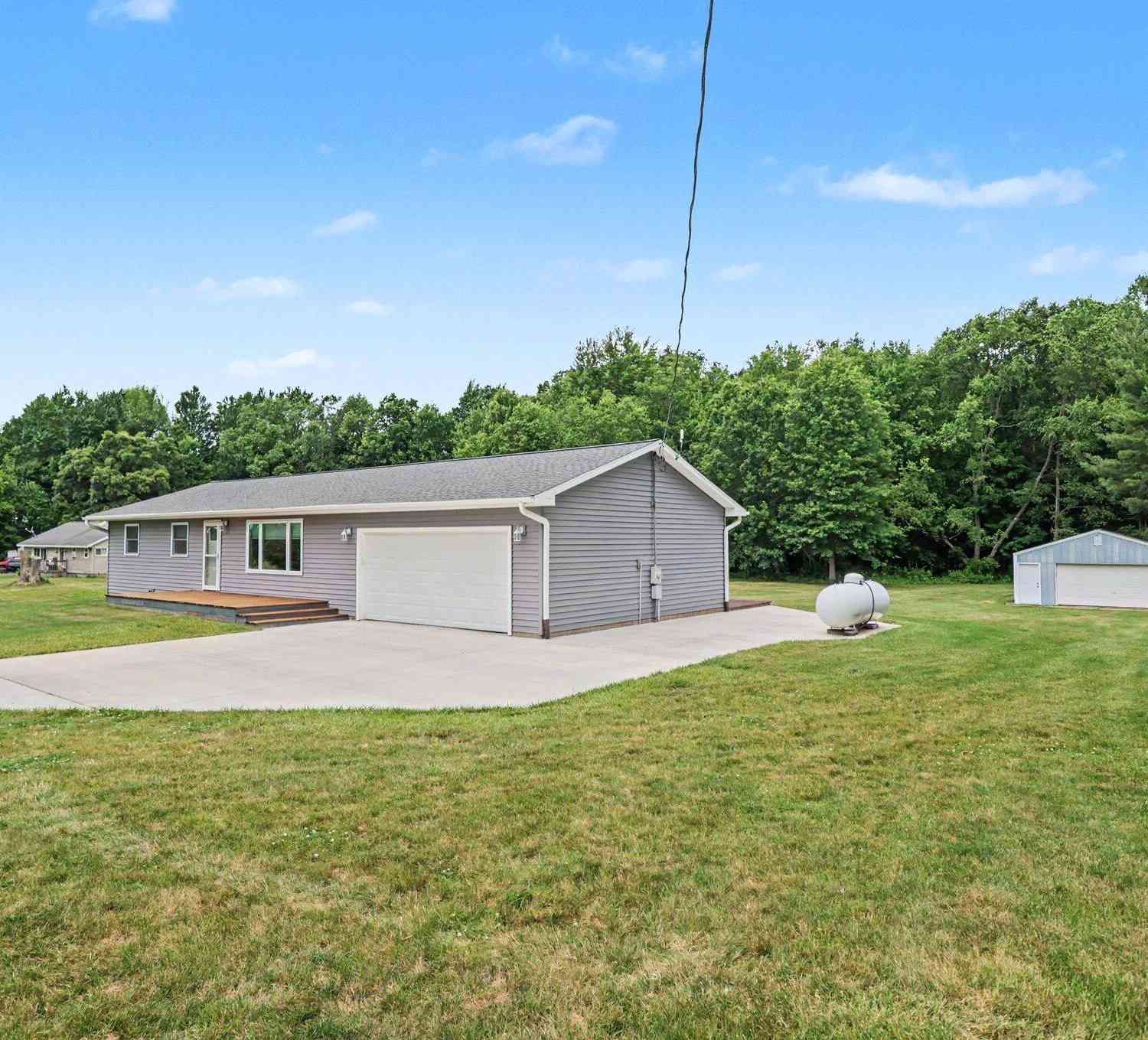 Homes For Sale - 14369 A Drive<br/> Marshall, MI 49068