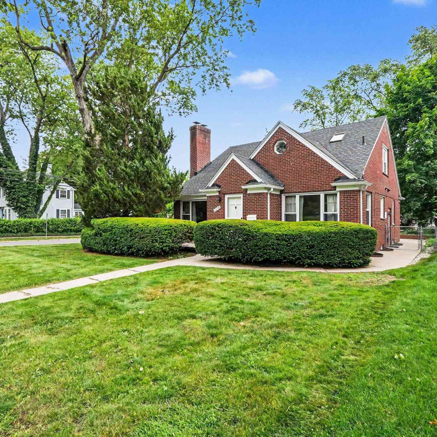 Homes For Rent - 1616 Morton Avenue<br/> Ann Arbor, MI 48104