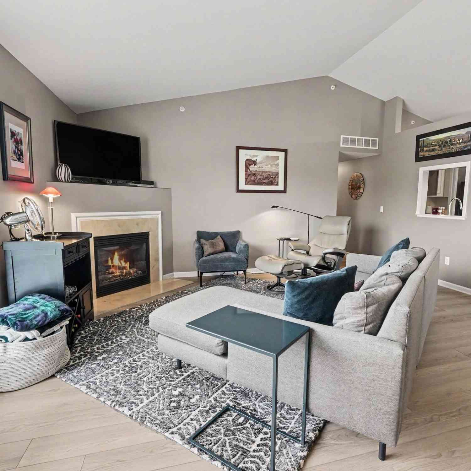 Condo For Sale - 404 Riversedge Drive<br/> Saline, MI 48176