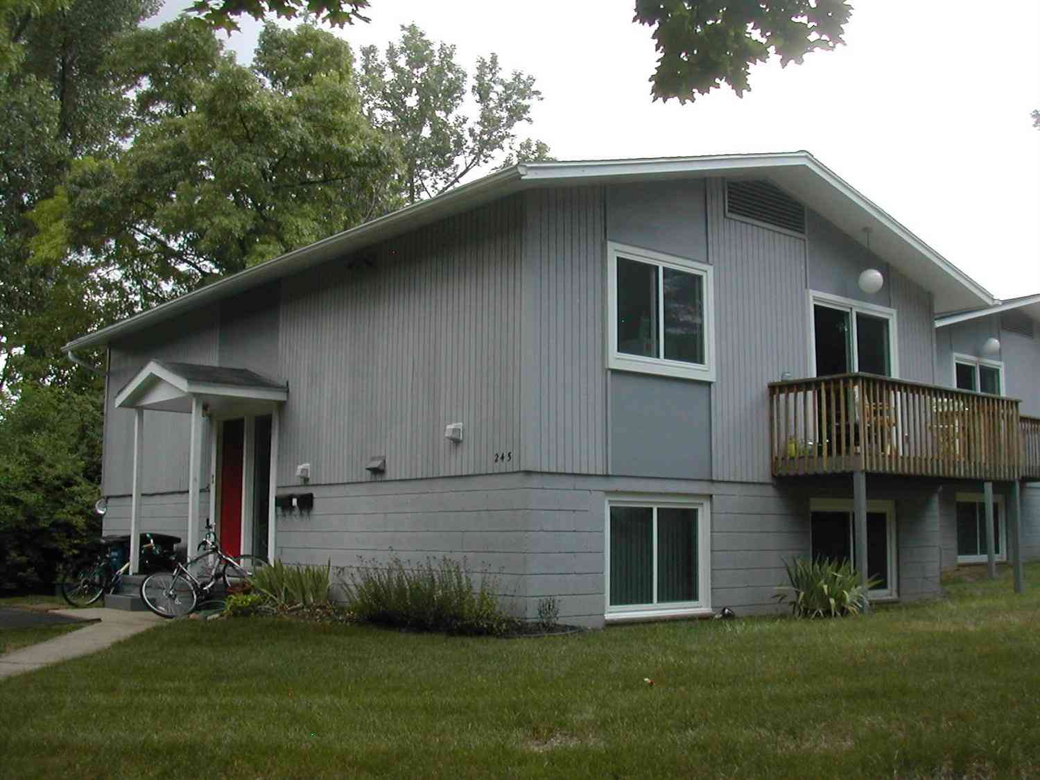 Condo For Rent - 245 Brookridge Court #1<br/> Ann Arbor, MI 48103