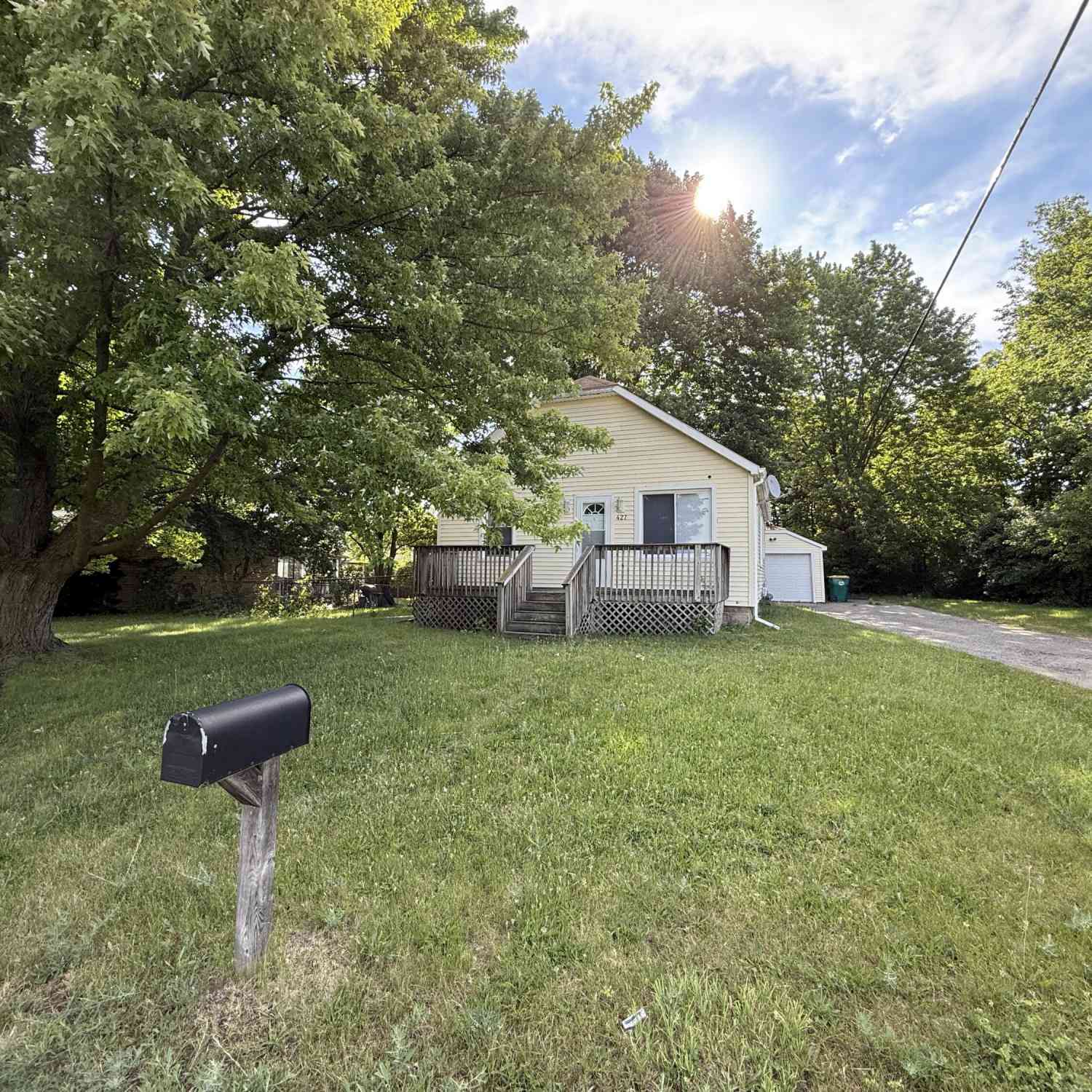 Homes For Sale - 427 Glenwood Avenue<br/> Ypsilanti, MI 48198