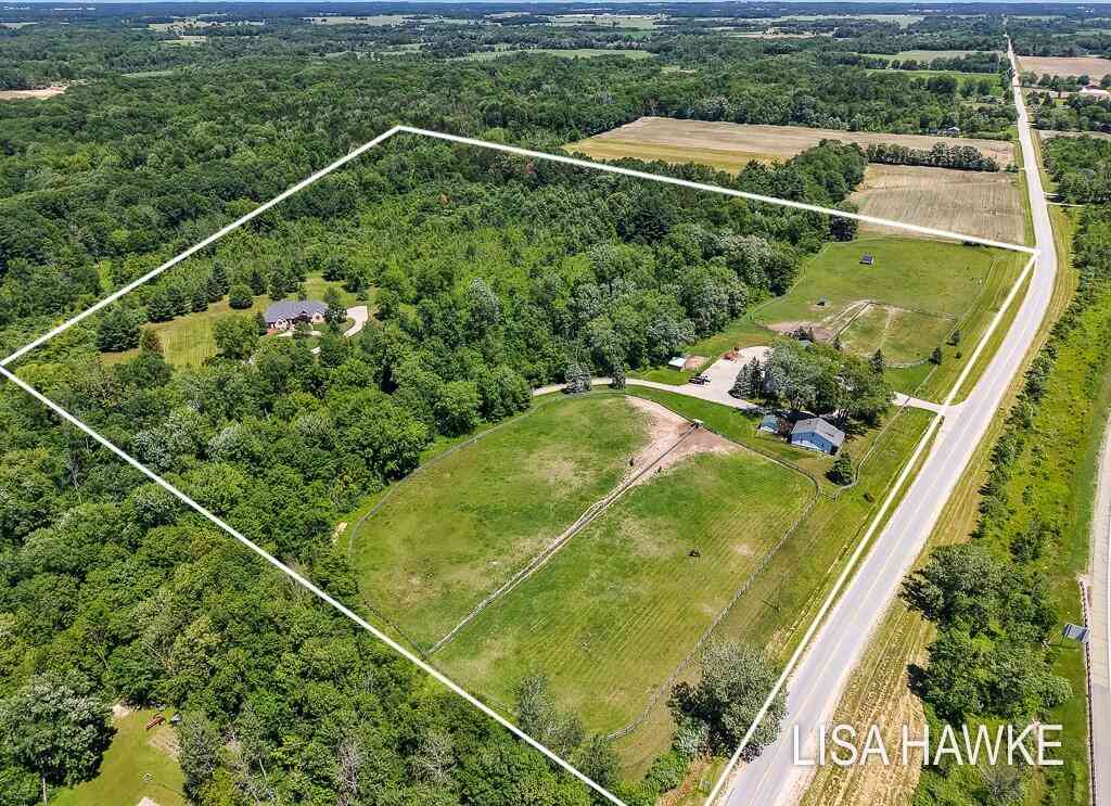 Homes For Sale - 10365 Cleveland Street<br/> Nunica, MI 49448