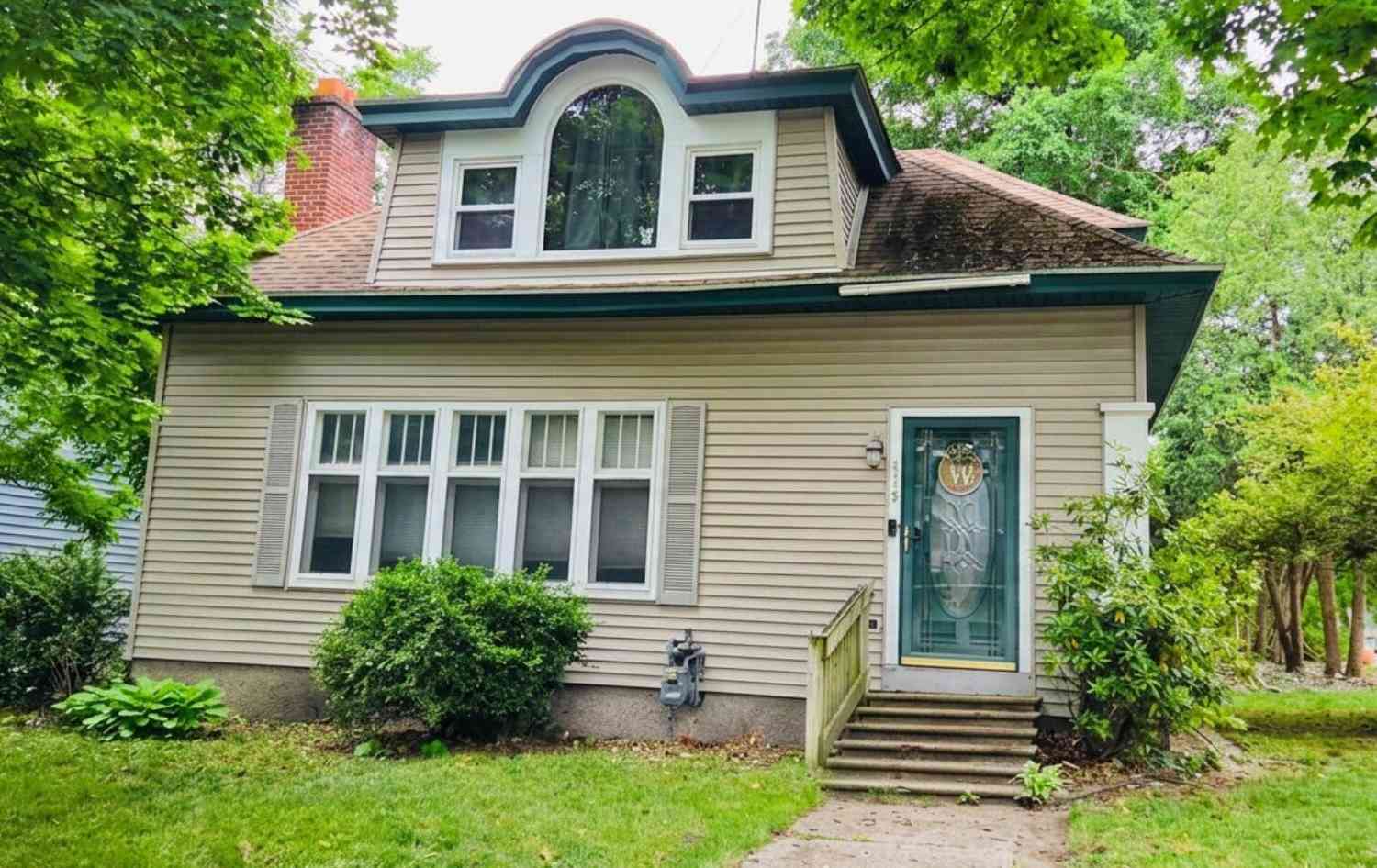 Homes For Sale - 419 W Cass Street<br/> Greenville, MI 48838