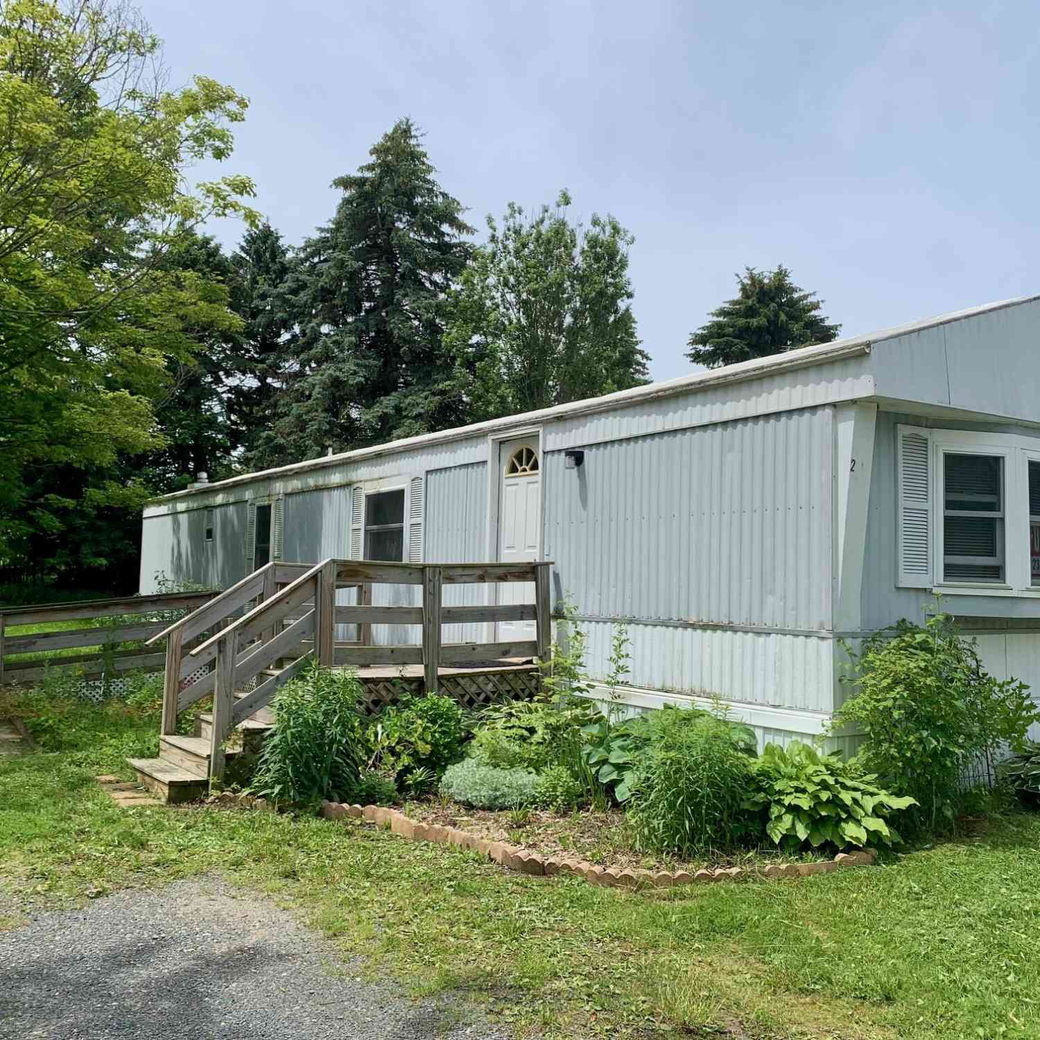 Mobile Home For Sale - 3677 S Pere Marquette Highway<br/> Ludington, MI 49431