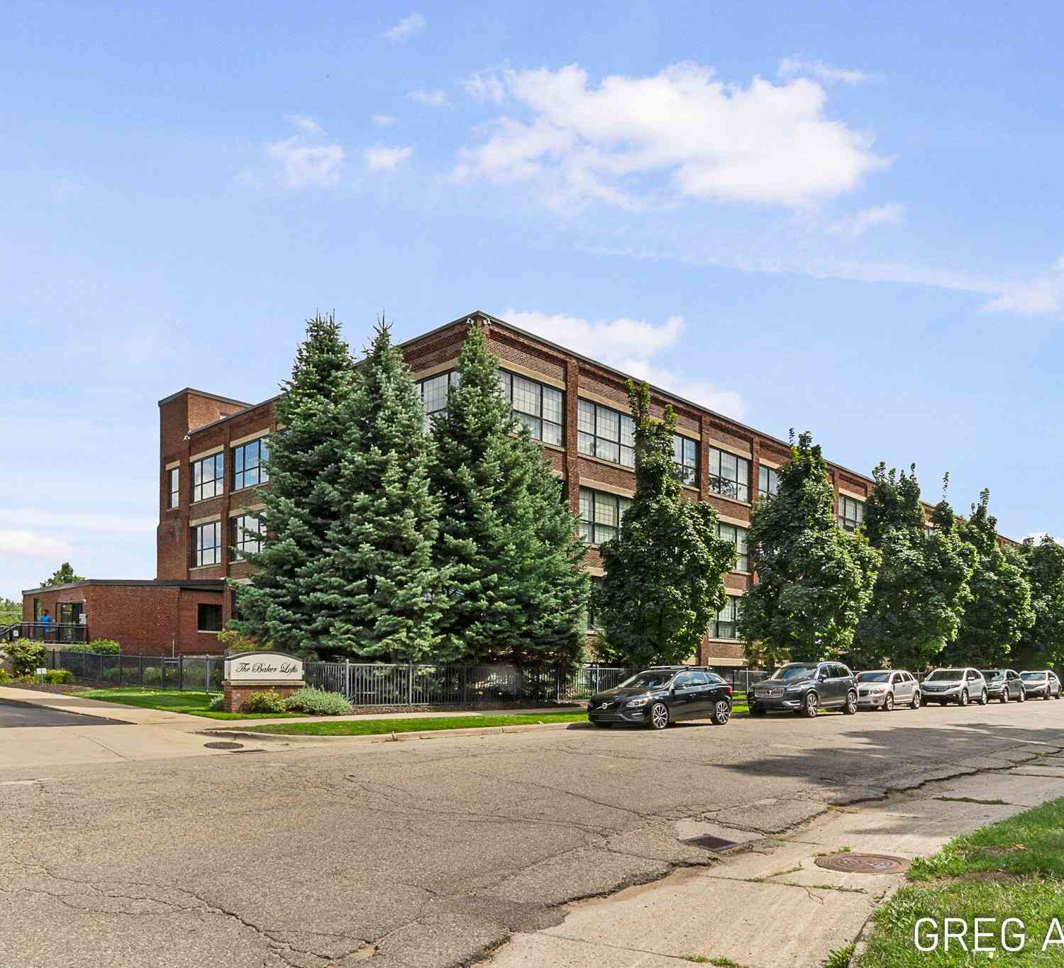 Condo For Sale - 533 Columbia Avenue #113<br/> Holland, MI 49423