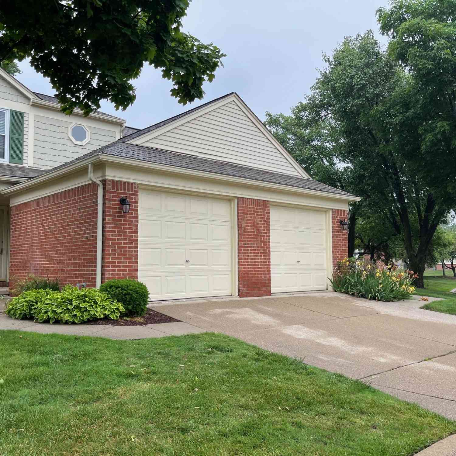 Condo For Rent - 1734 Christopher Drive<br/> Canton, MI 48188