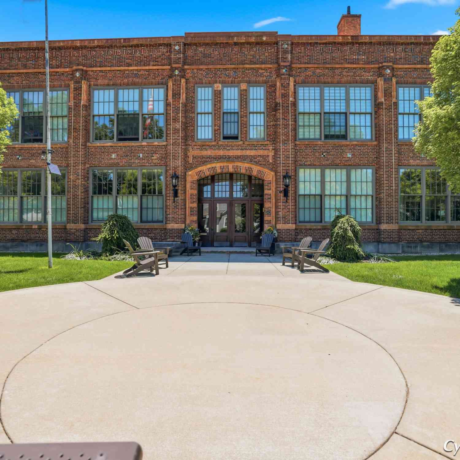 Condo For Sale - 156 W 11th Street #102<br/> Holland, MI 49423