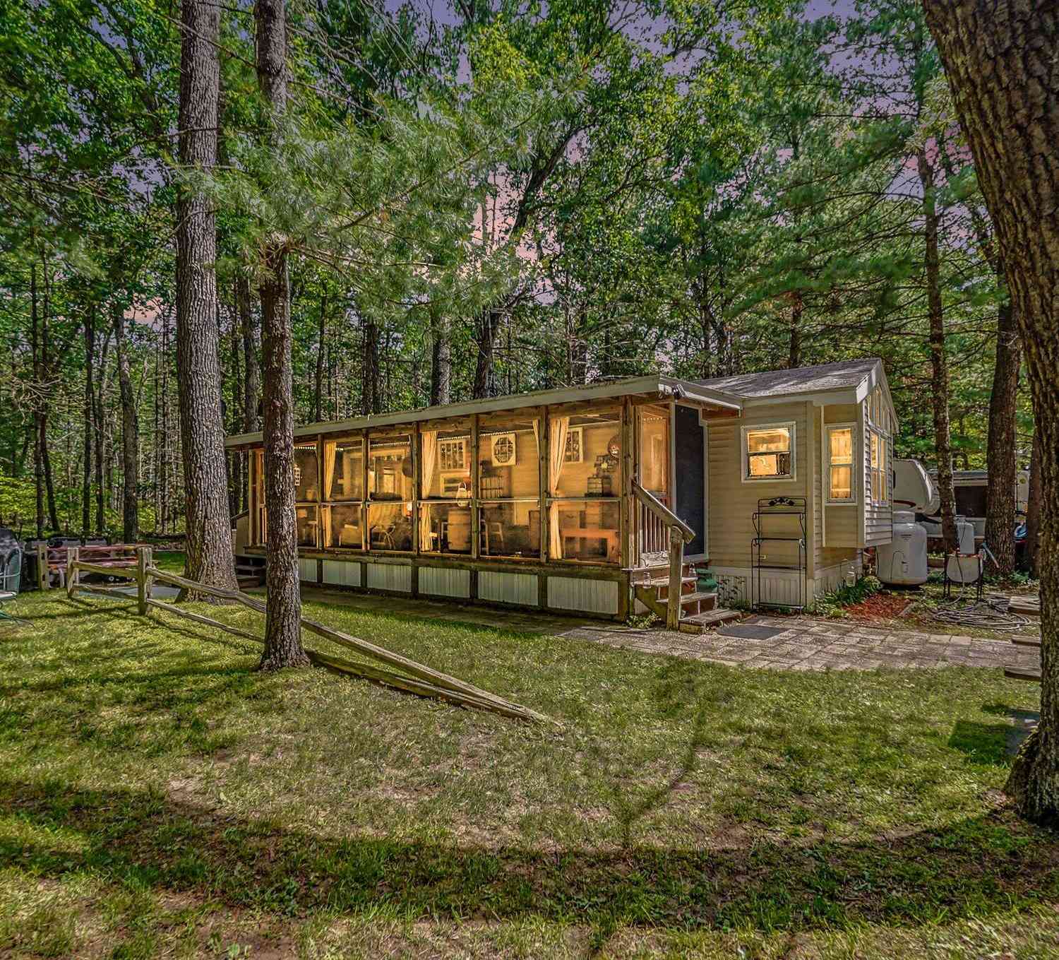 Mobile Home For Sale - 4799 S Spruce Avenue #14<br/> White Cloud, MI 49349