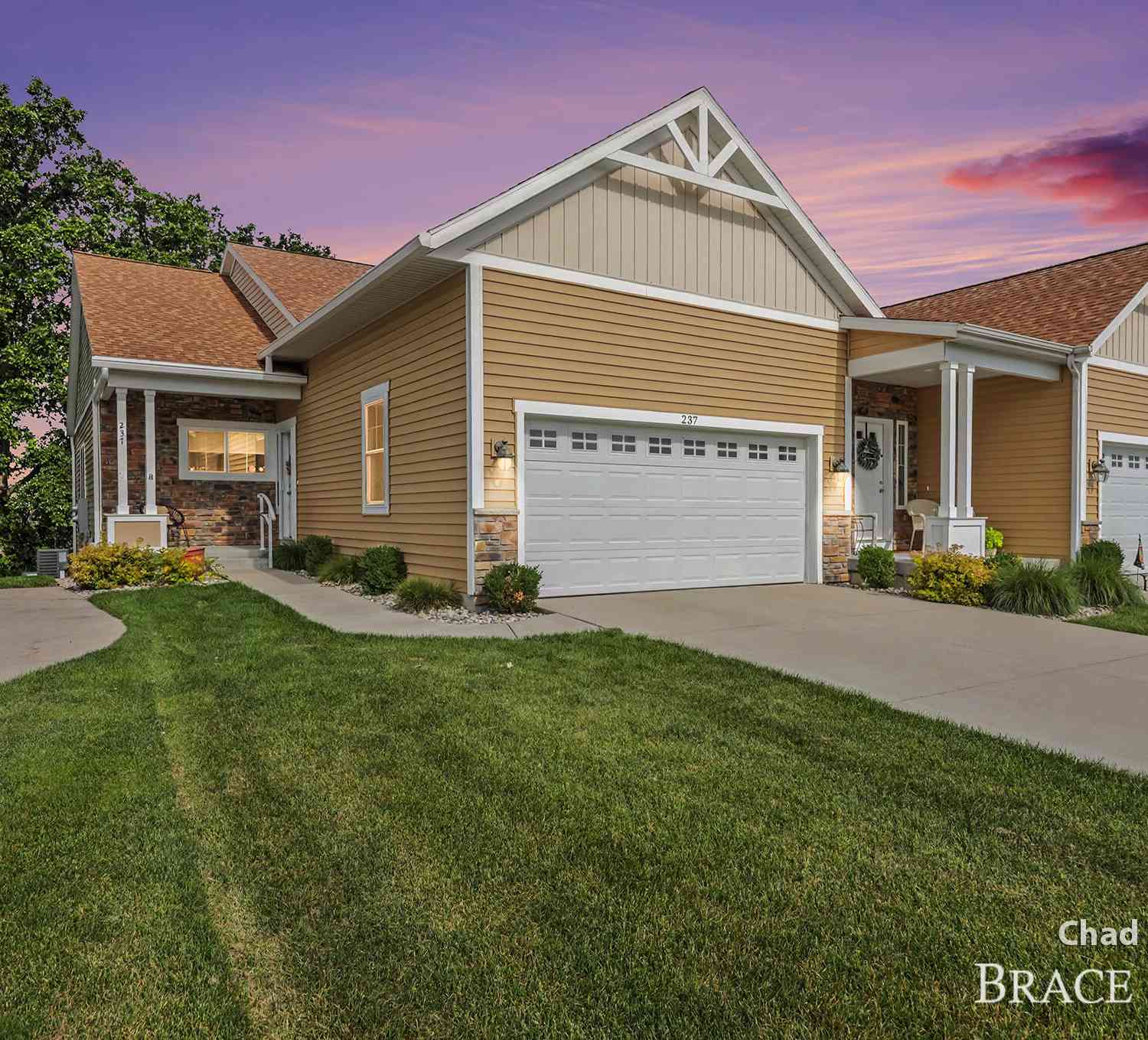 Condo For Sale - 237 Hazelnut Drive<br/> Coopersville, MI 49404