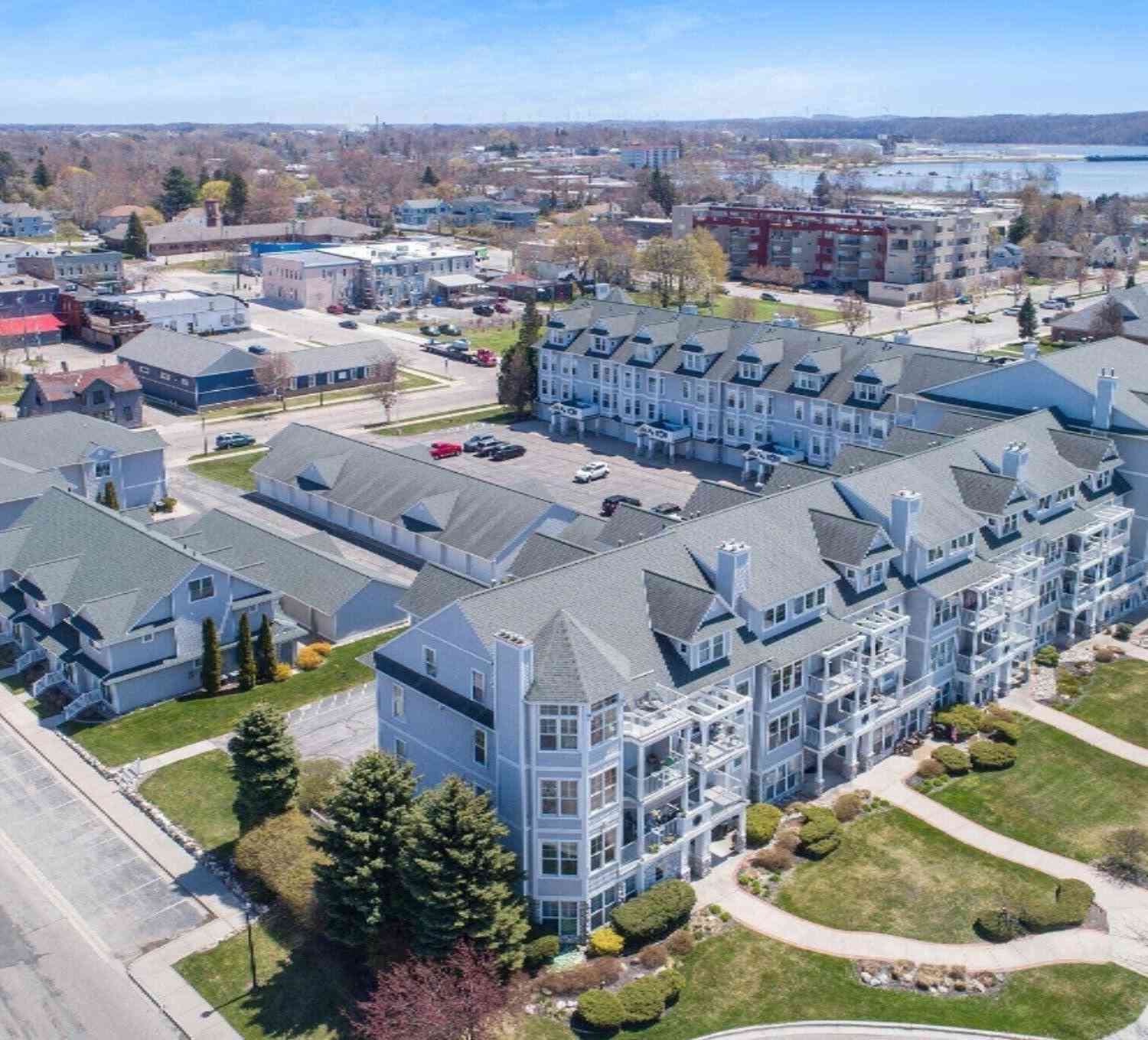 Condo For Sale - 300 S Rath Avenue #5<br/> Ludington, MI 49431