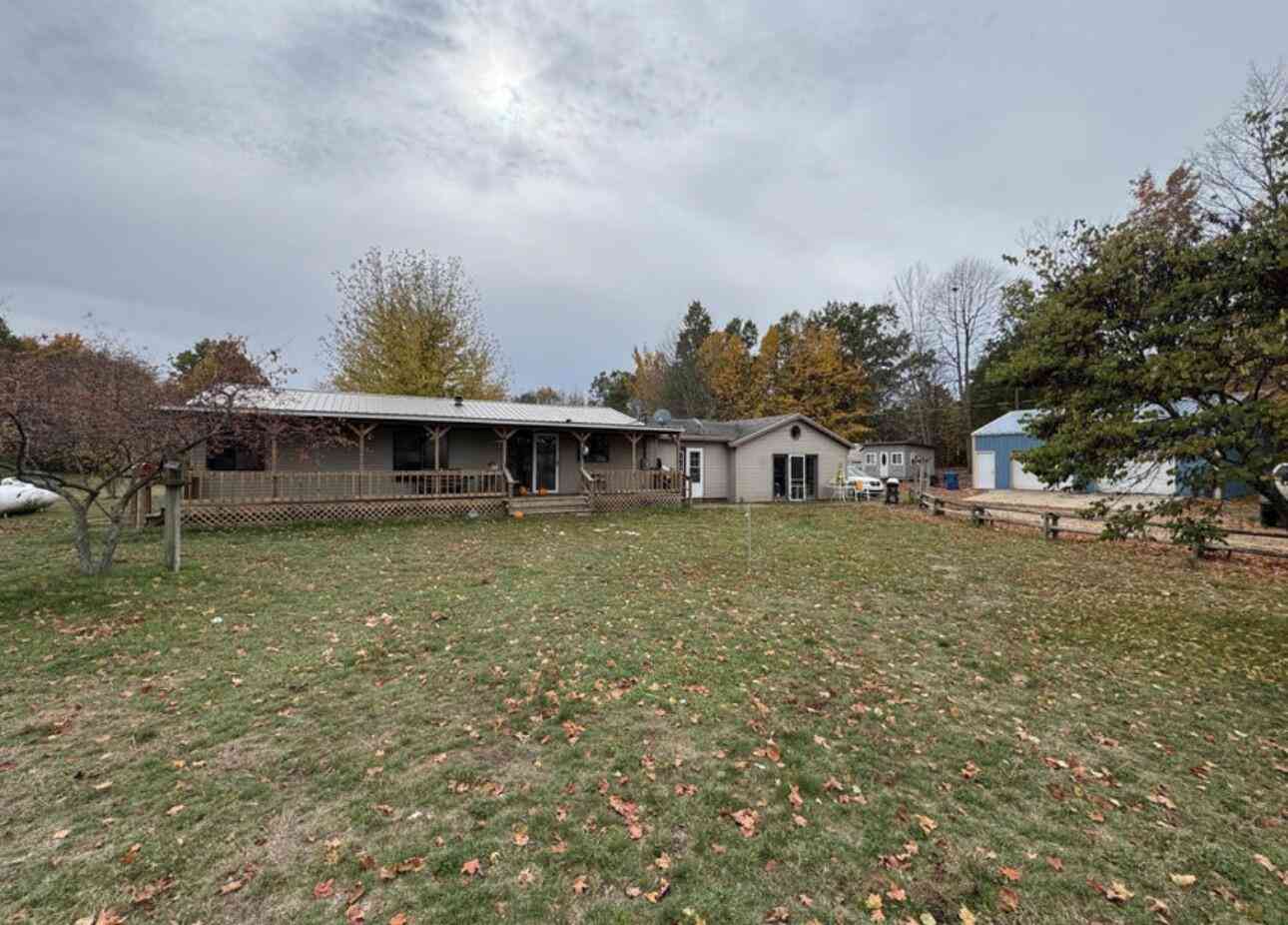 Homes For Sale - 6846 104th Avenue<br/> South Haven, MI 49090