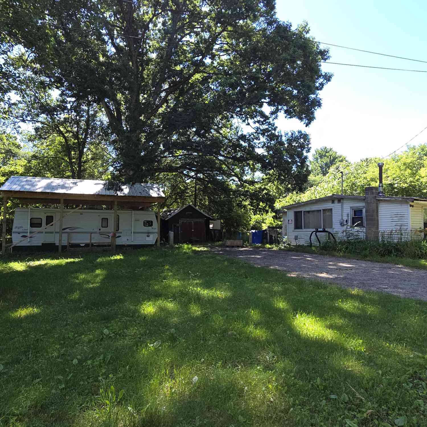 Homes For Sale - 869 Pullman Avenue<br/> Allegan County, Pullman, MI 49450